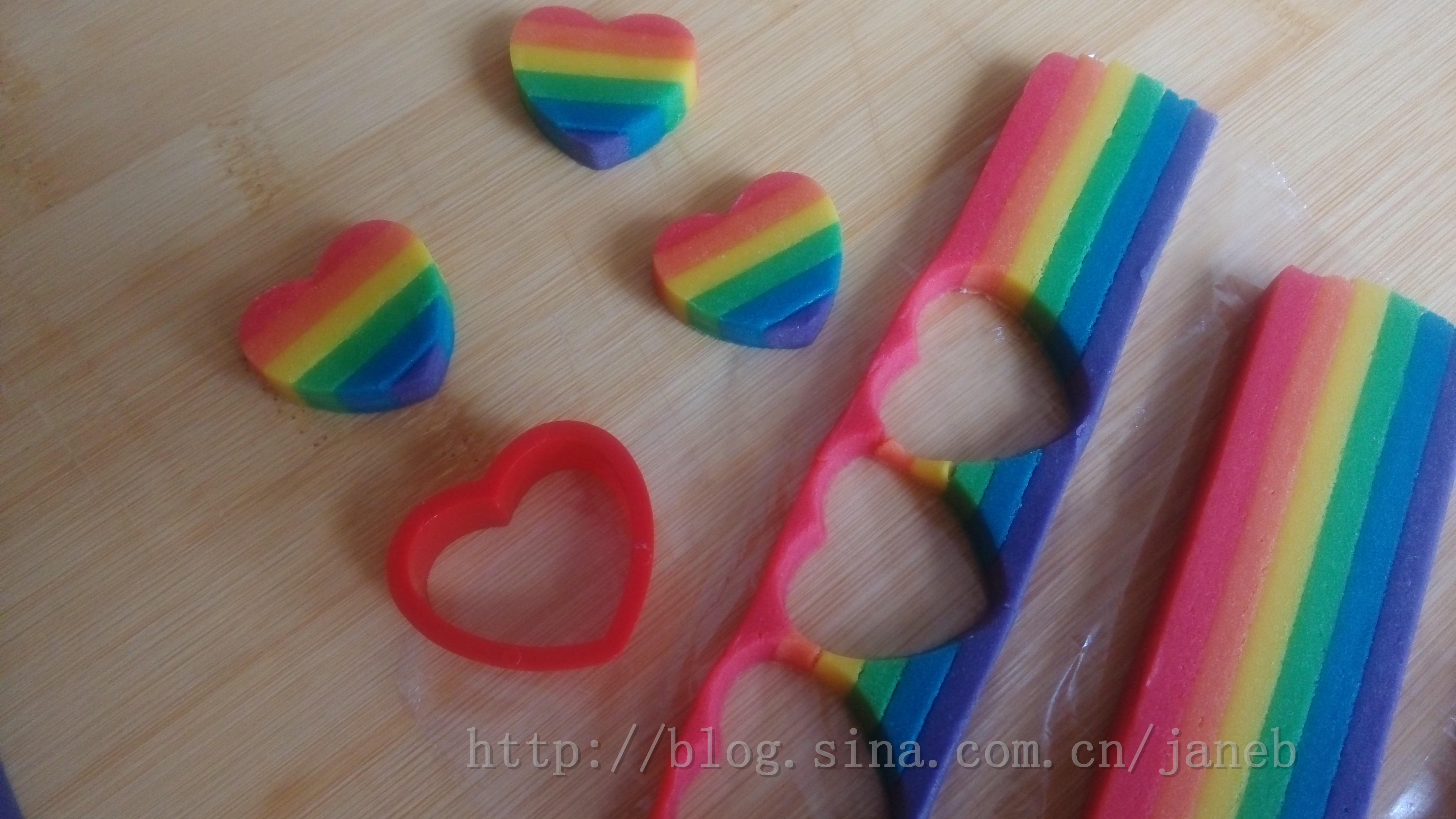 換個方式說愛你——彩虹愛心餅乾（詳細圖解）的做法 步骤10