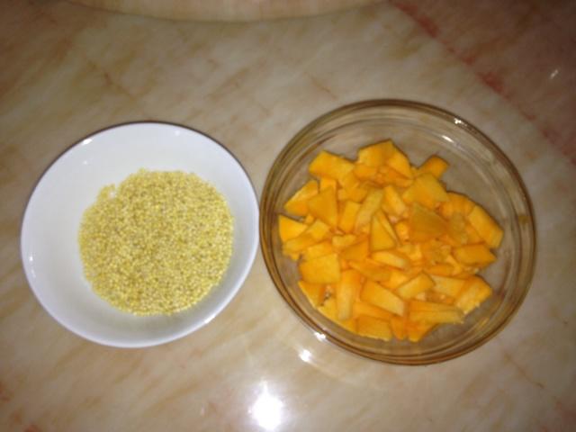 營養南瓜小米糊（九陽豆漿機版）的做法 步骤1