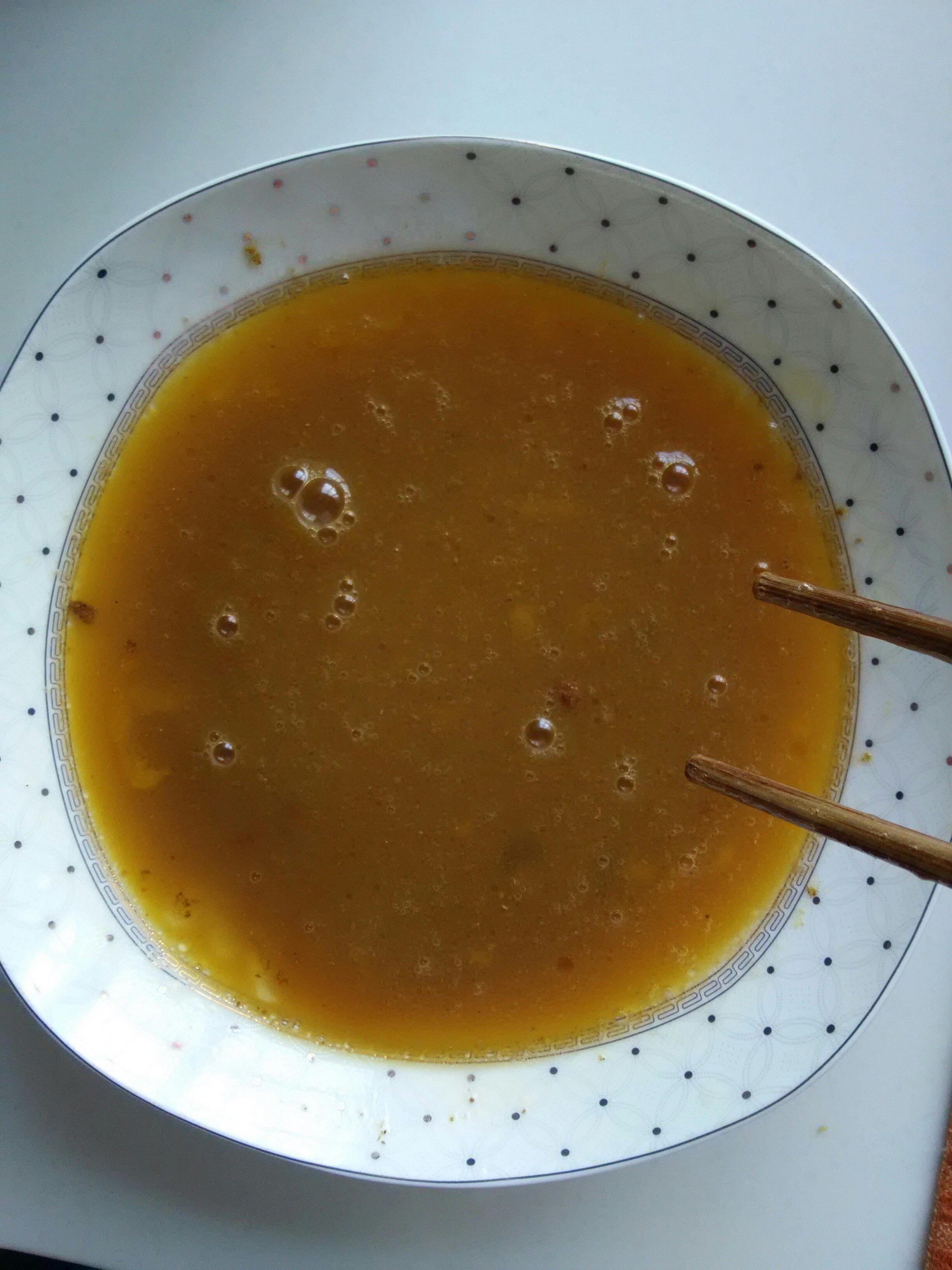 辣椒醬蒸蛋的做法 步骤2