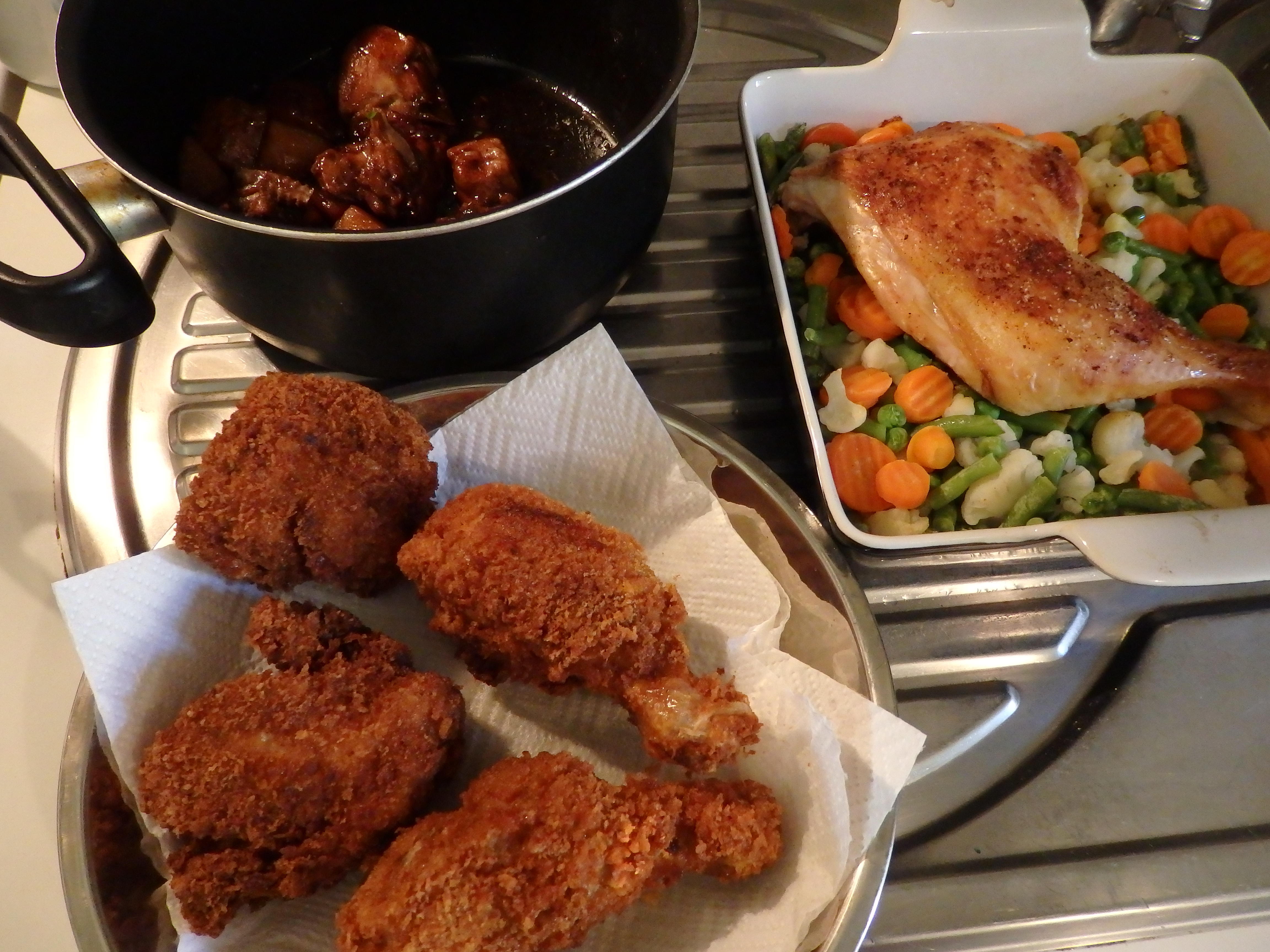 雞腿三吃：土豆紅燒雞，蔬菜烤雞，炸雞的做法 步骤6