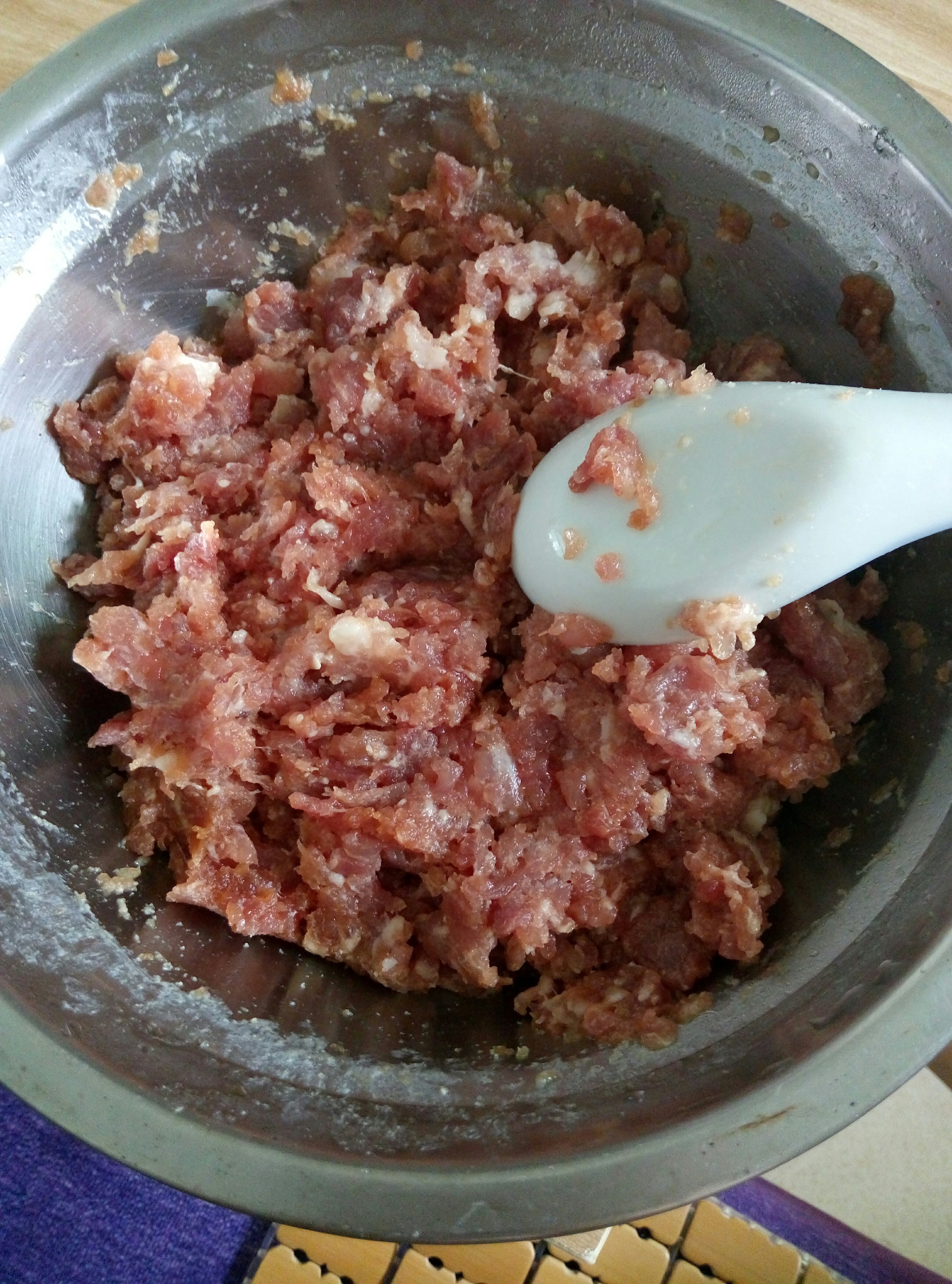 玉米木耳胡蘿蔔豬肉水餃的做法 步骤1