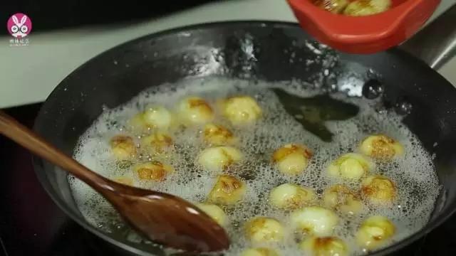【微體】祕製醬料配虎皮鵪鶉蛋的做法 步骤8