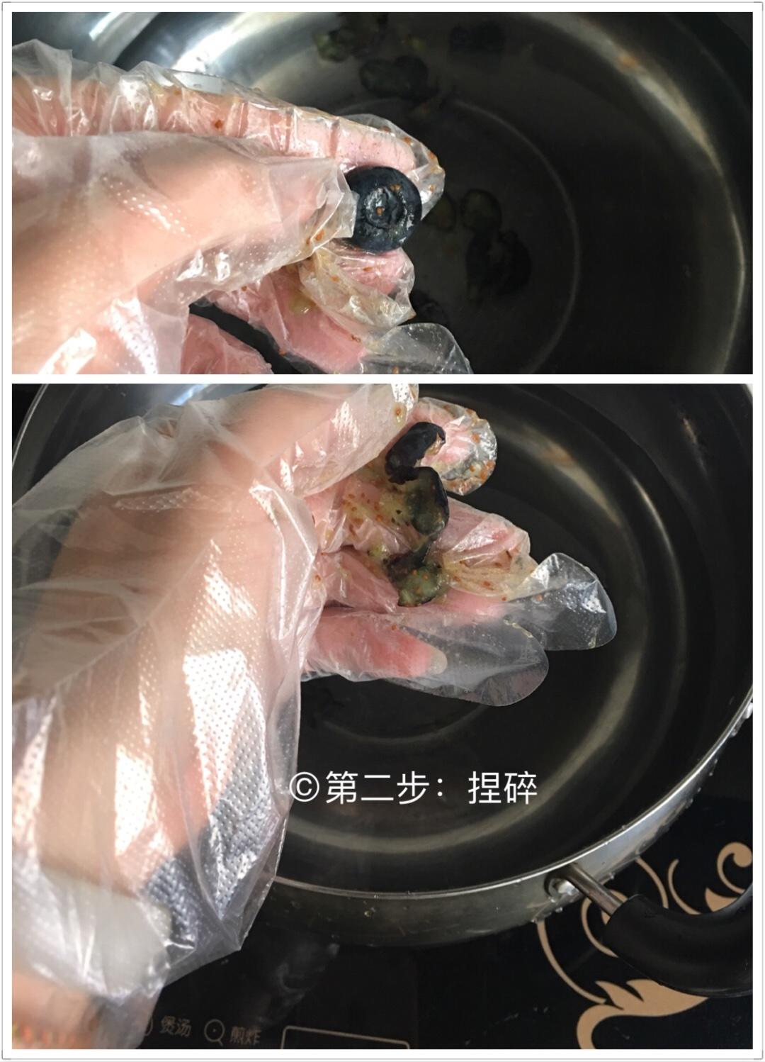 簡單實用自制藍莓果醬的做法 步骤3