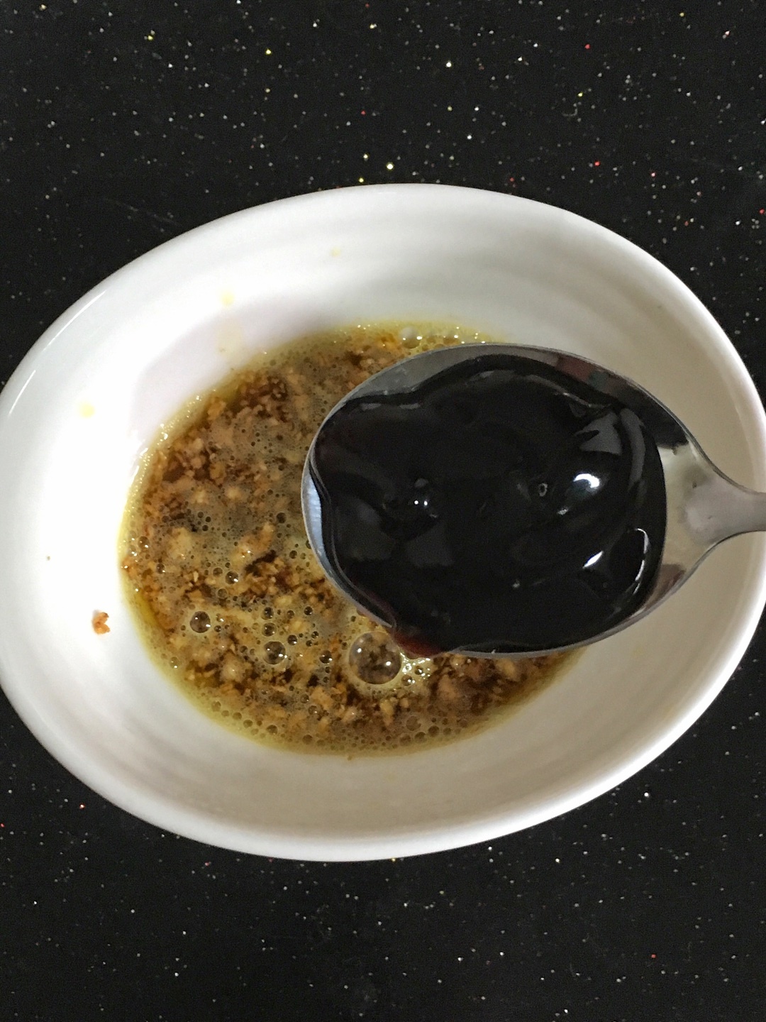 蒜蓉蠔油西蘭花的做法 步骤3