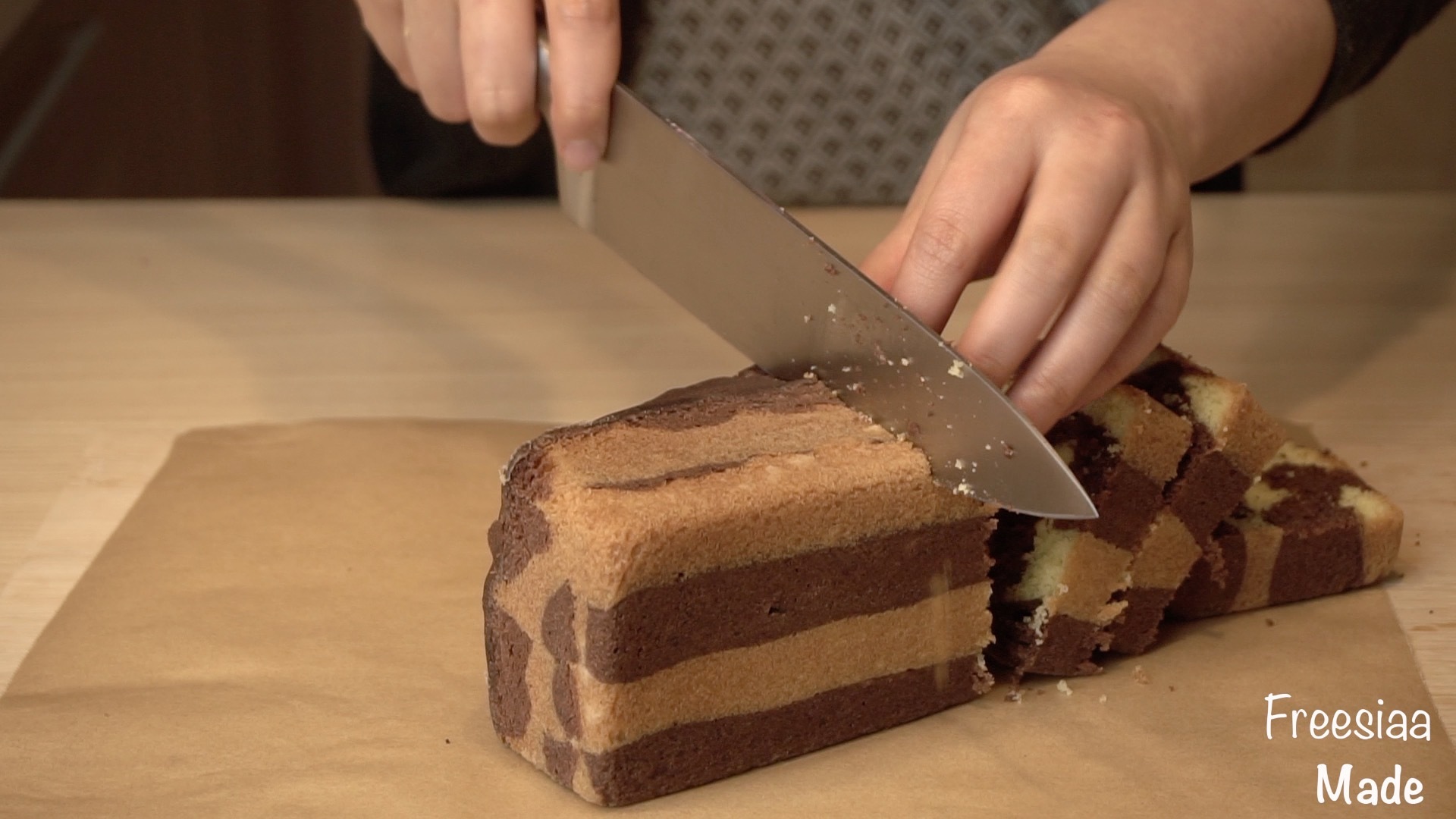 長頸鹿花紋 磅蛋糕（視訊菜譜）的做法 步骤15