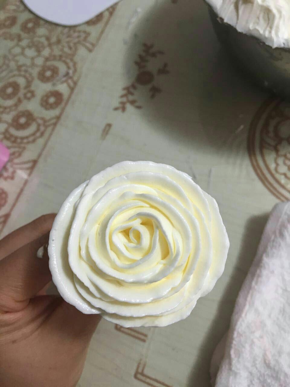 韓式裱花蛋糕意式奶油霜的做法（詳細版）的做法 步骤2