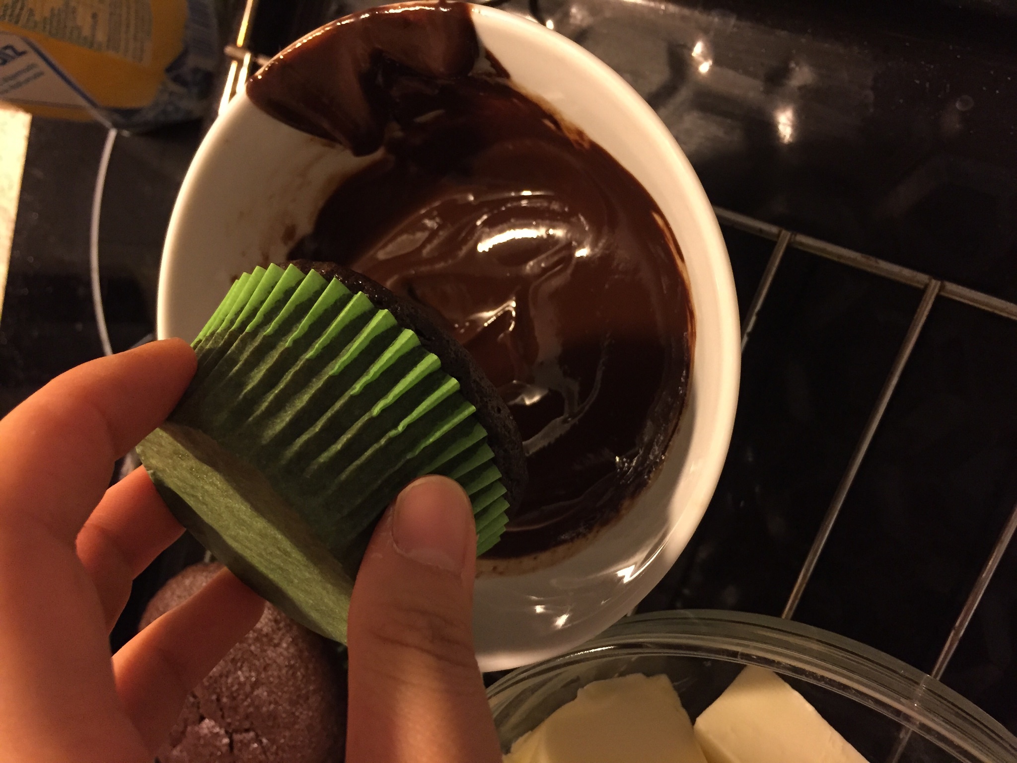 薄荷巧克力杯子蛋糕（Thin mint cupcake）的做法 步骤5