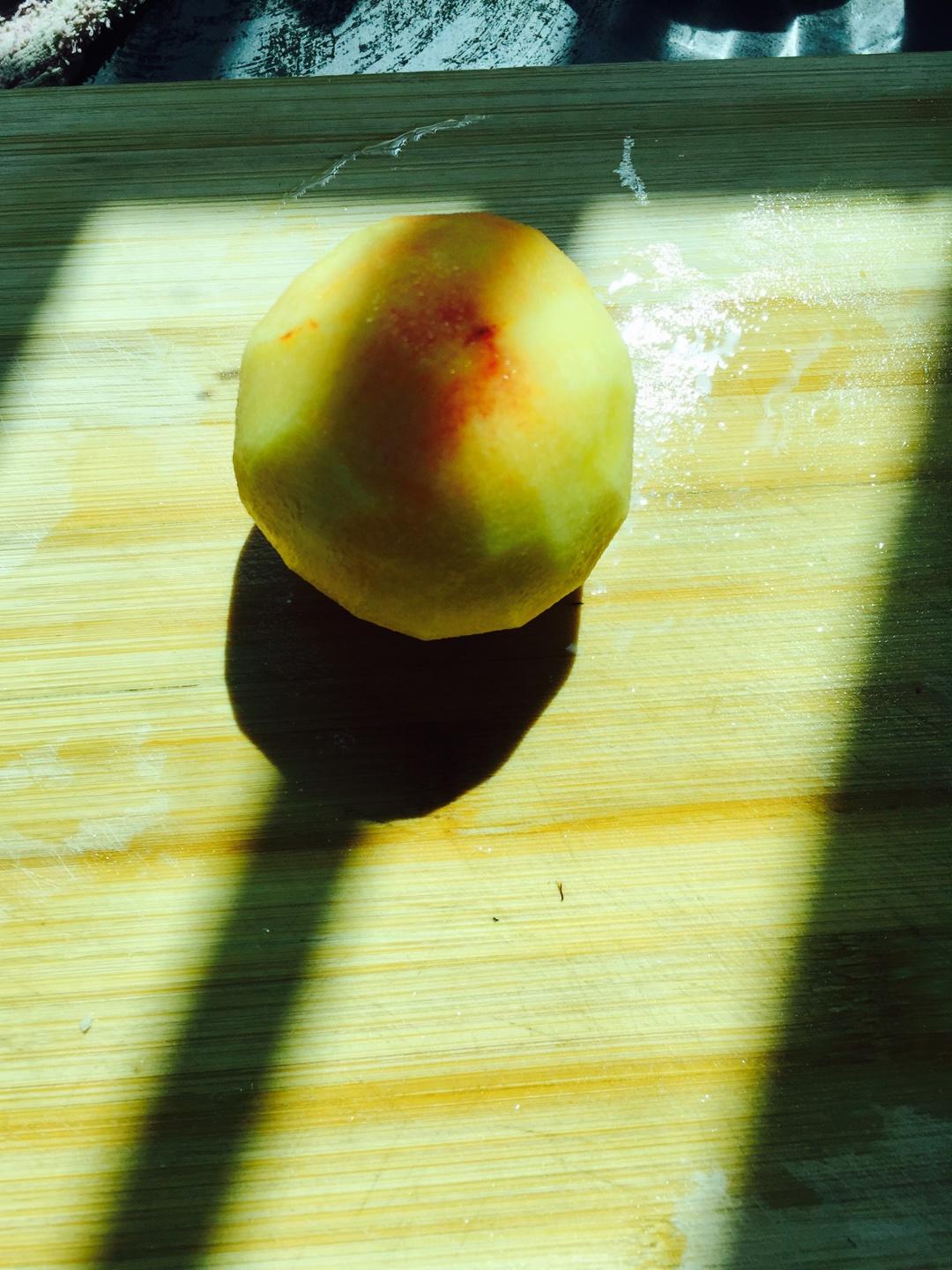 糖水罐頭 油桃的做法 步骤1