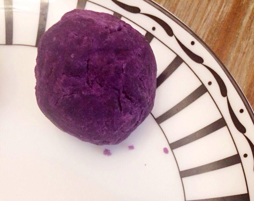 淡奶油果醬紫薯球的做法 步骤2