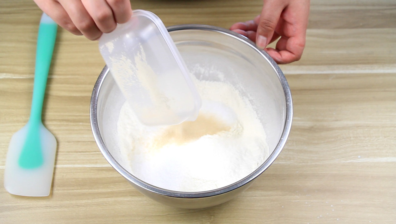 Bakingpie-中式花捲麪包&香腸沙拉包的做法 步骤1