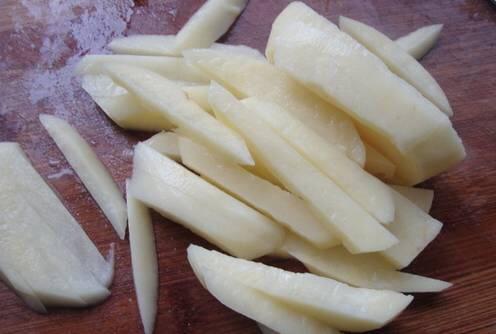 薯條，在家就可以做的美食的做法 步骤2