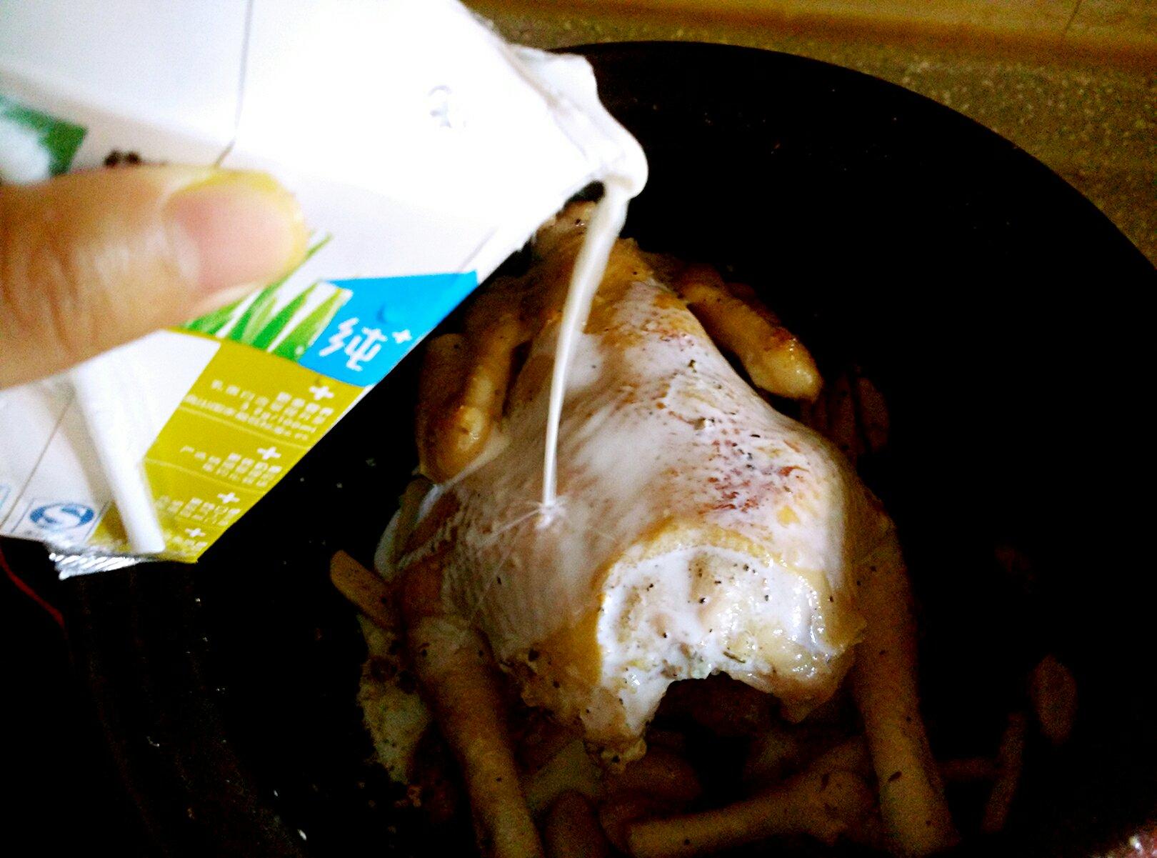 Milk-Braised Chicken 牛奶燜雞的做法 步骤4