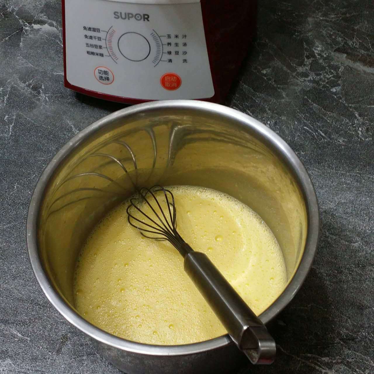 豆漿戚風蛋糕的做法 步骤9