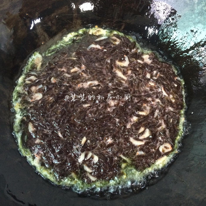 紫菜蝦米煎蛋的做法 步骤2