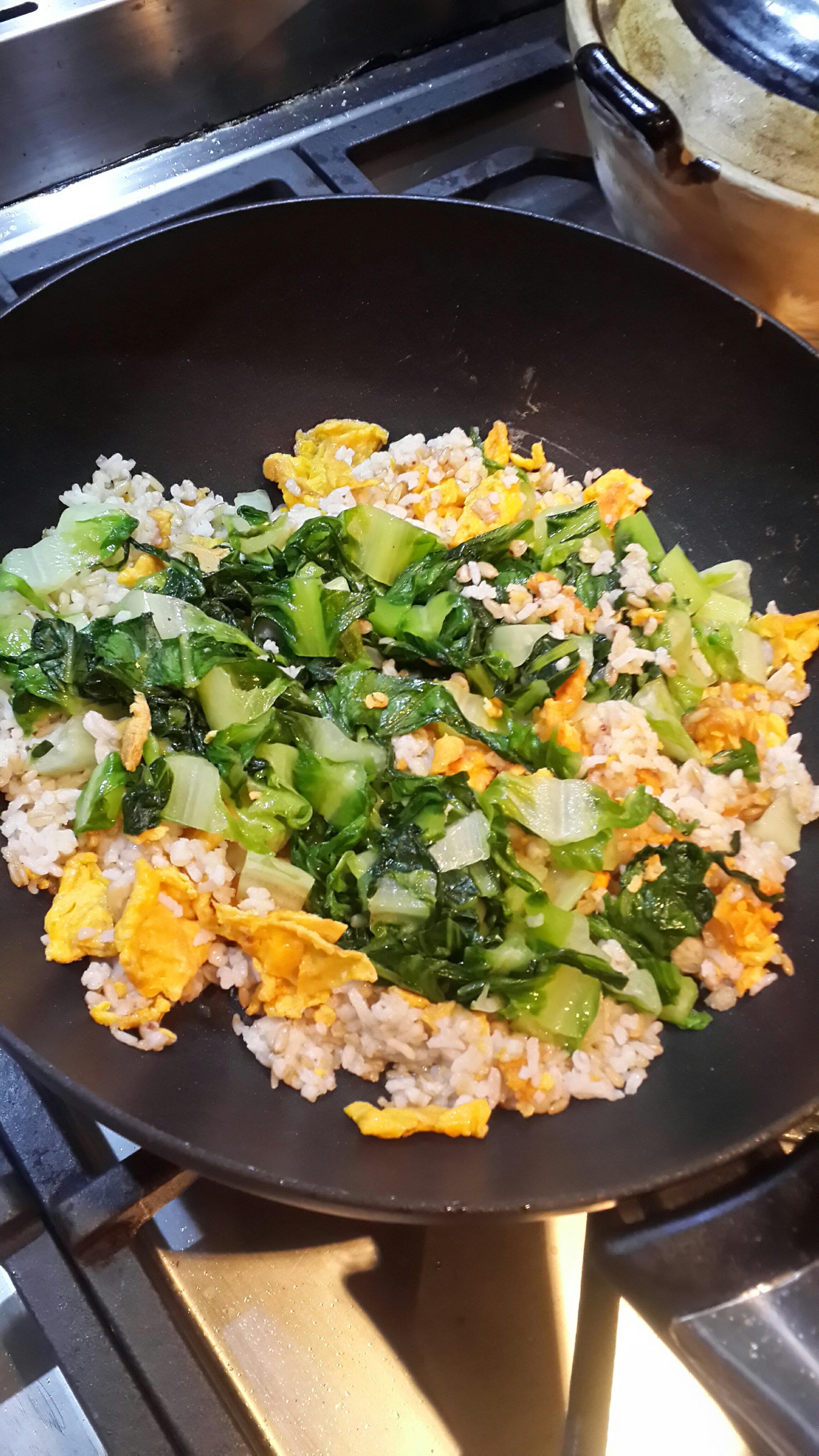 萵苣葉炒飯+雜蔬炒肉絲的做法 步骤7