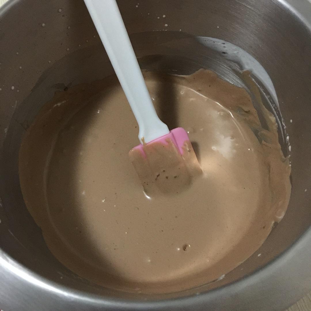 榛子巧克力冰淇淋的做法 步骤8