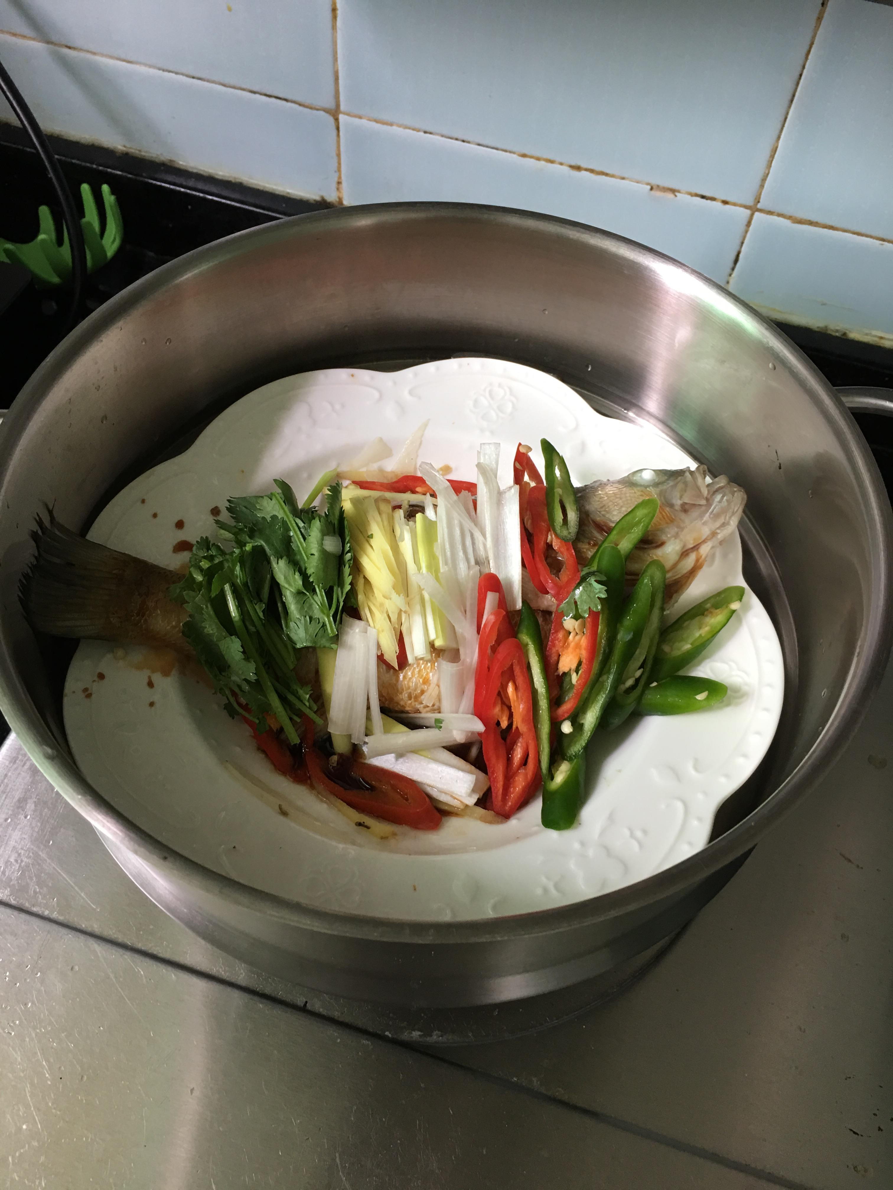 蒸魚－清蒸鱸魚的做法 步骤4