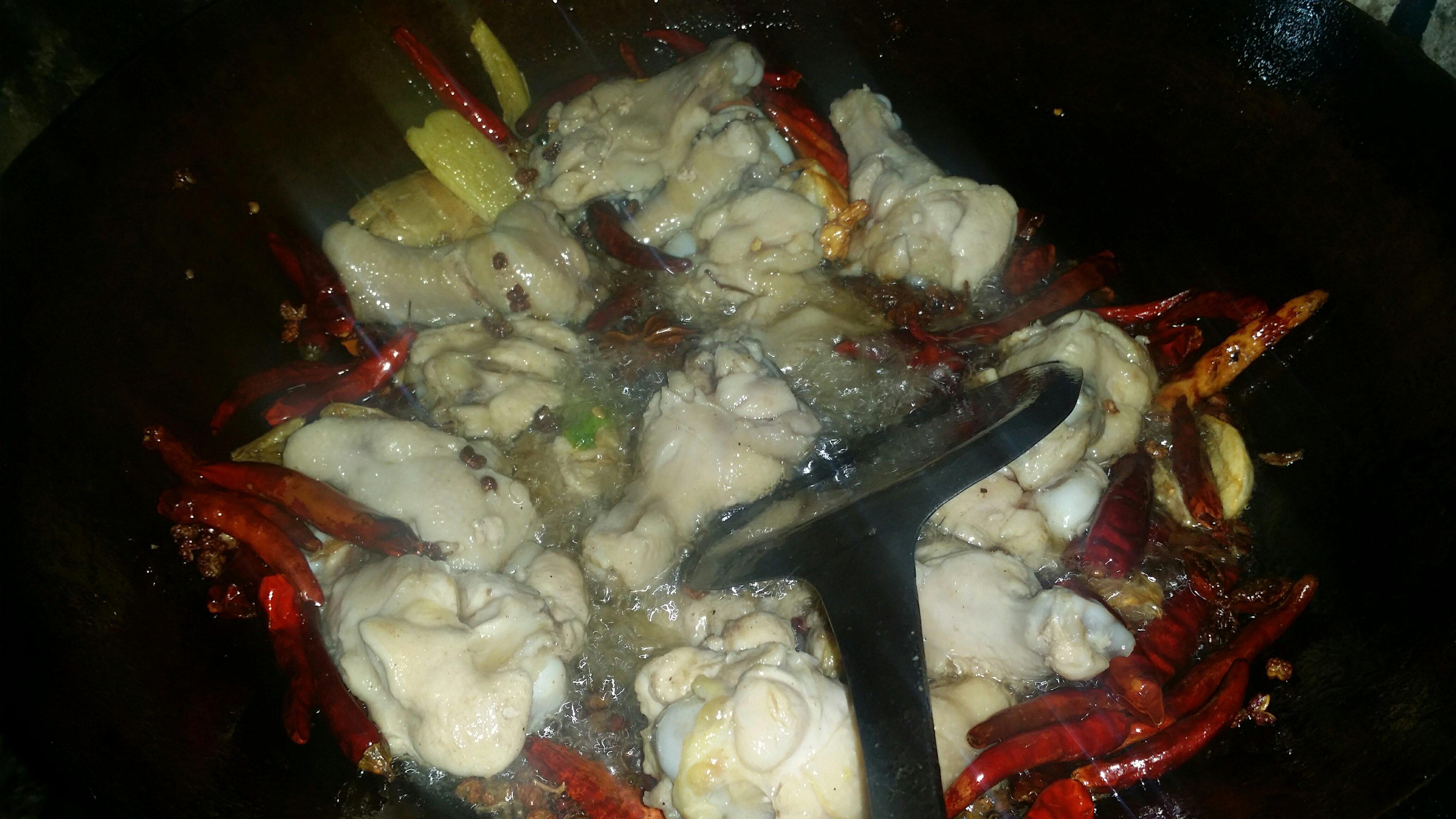 幹鍋土豆雞的做法 步骤5