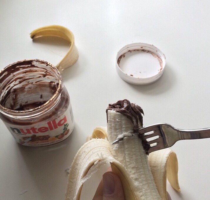 榛子巧克力醬香蕉的做法 步骤1