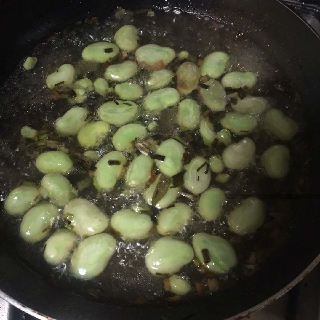 素食·蔥油蠶豆的做法 步骤4