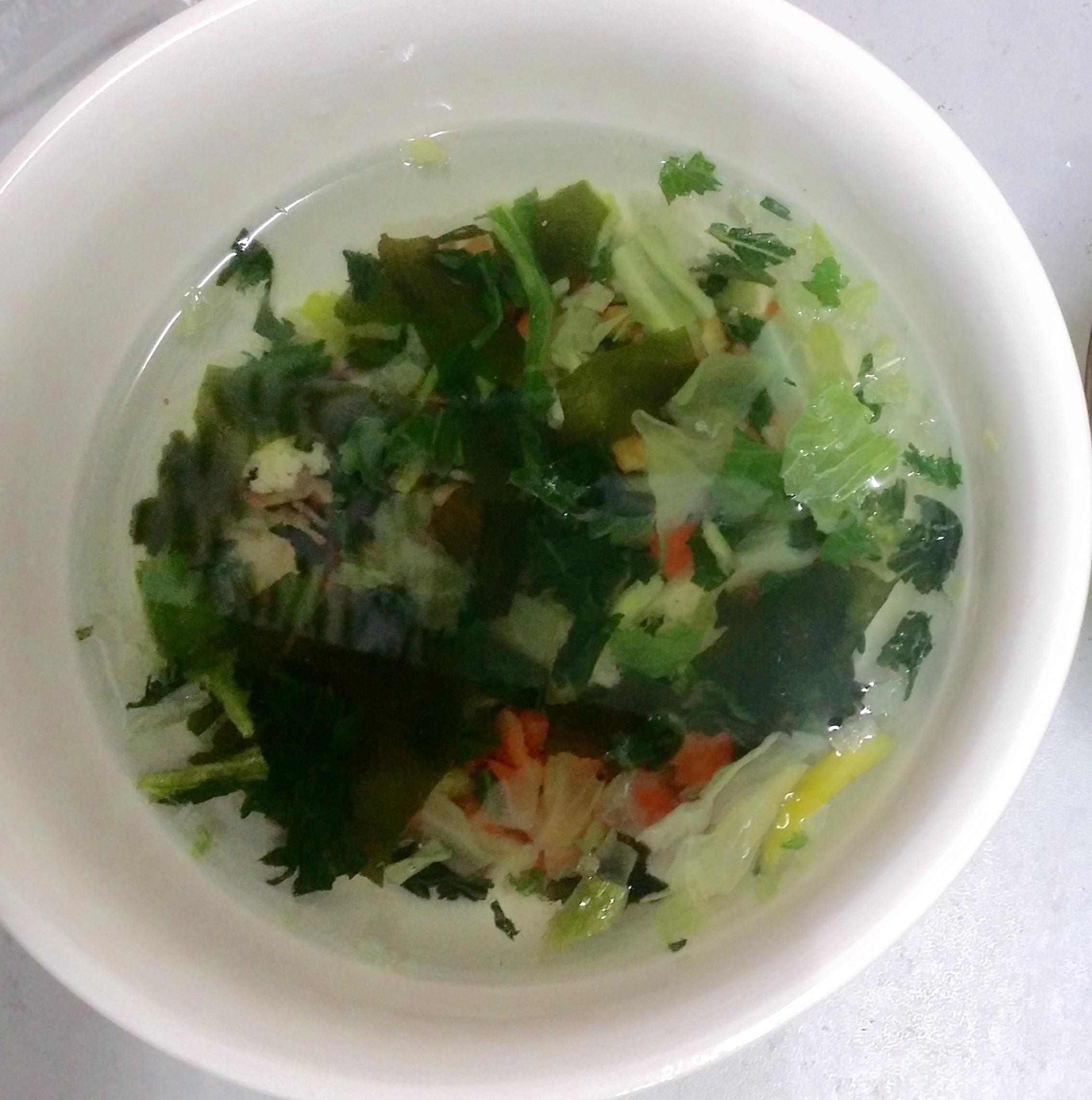蔬菜海米燕麥粥「3分鐘速成減肥食譜」的做法 步骤1