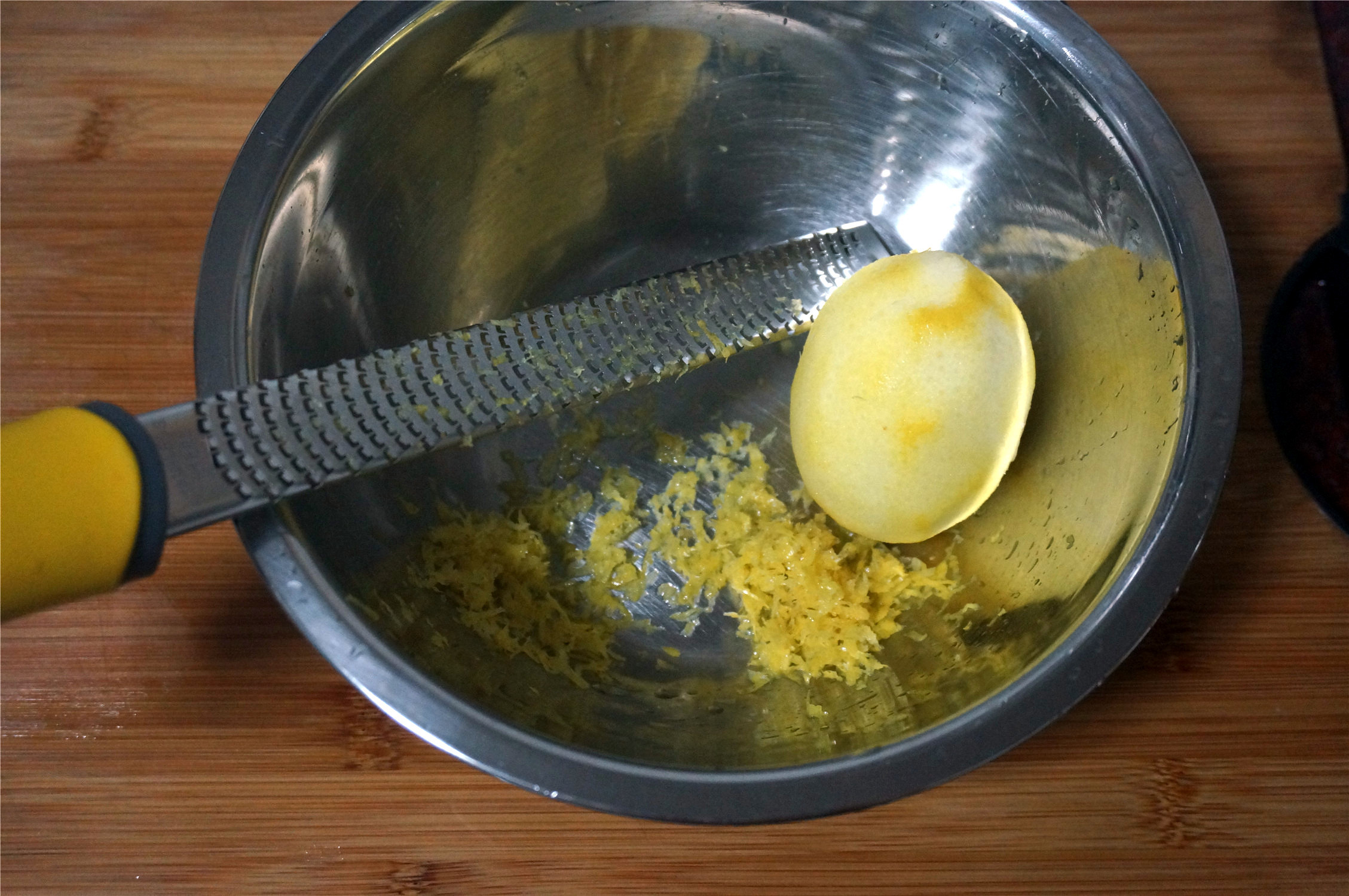 粉蕉菠蘿果醬的做法 步骤3