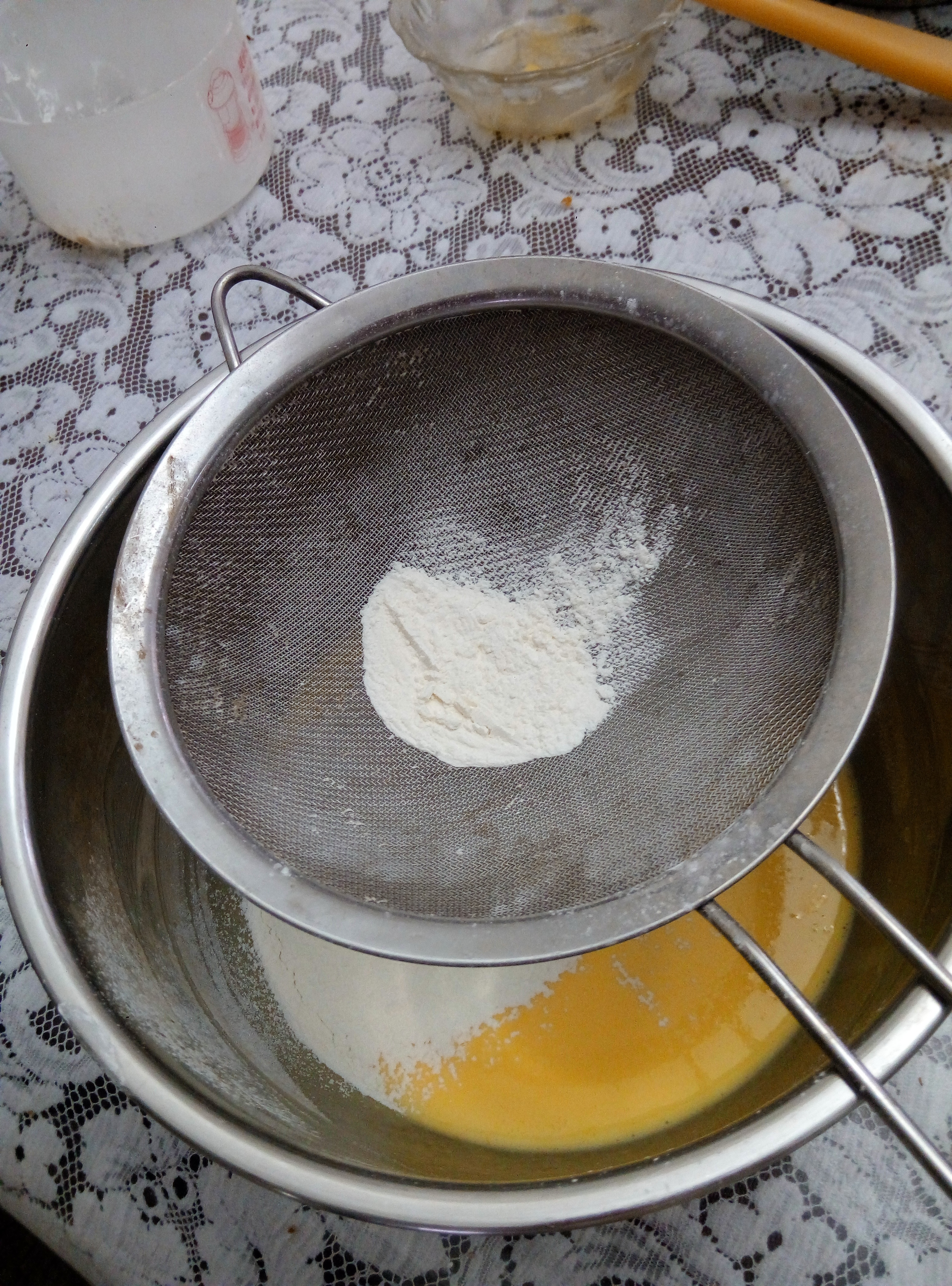 超細膩溼潤、入口即化的酸奶蛋糕的做法 步骤4