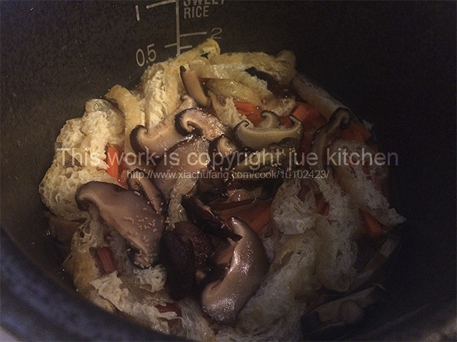 胡蘿蔔雞絲飯的做法 步骤3
