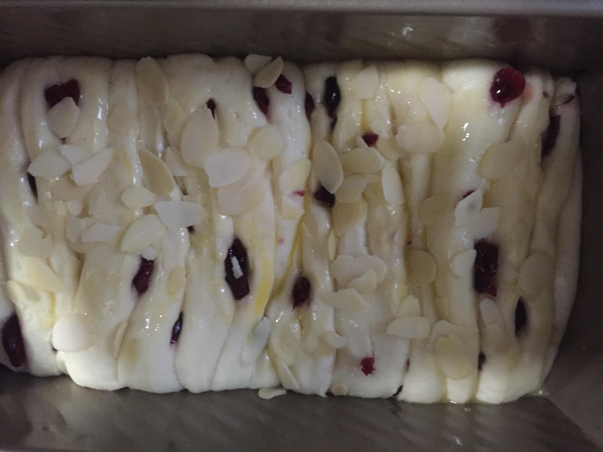 牛奶杏仁片蔓越莓手撕土司（2個450g模具）的做法 步骤7