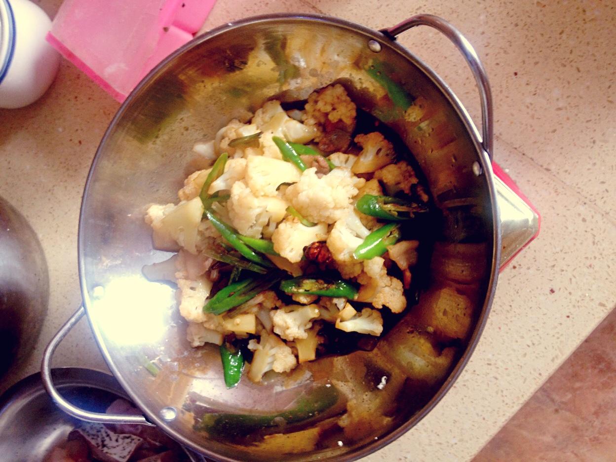 幹鍋花菜(小白傢俬房菜)的做法 步骤9
