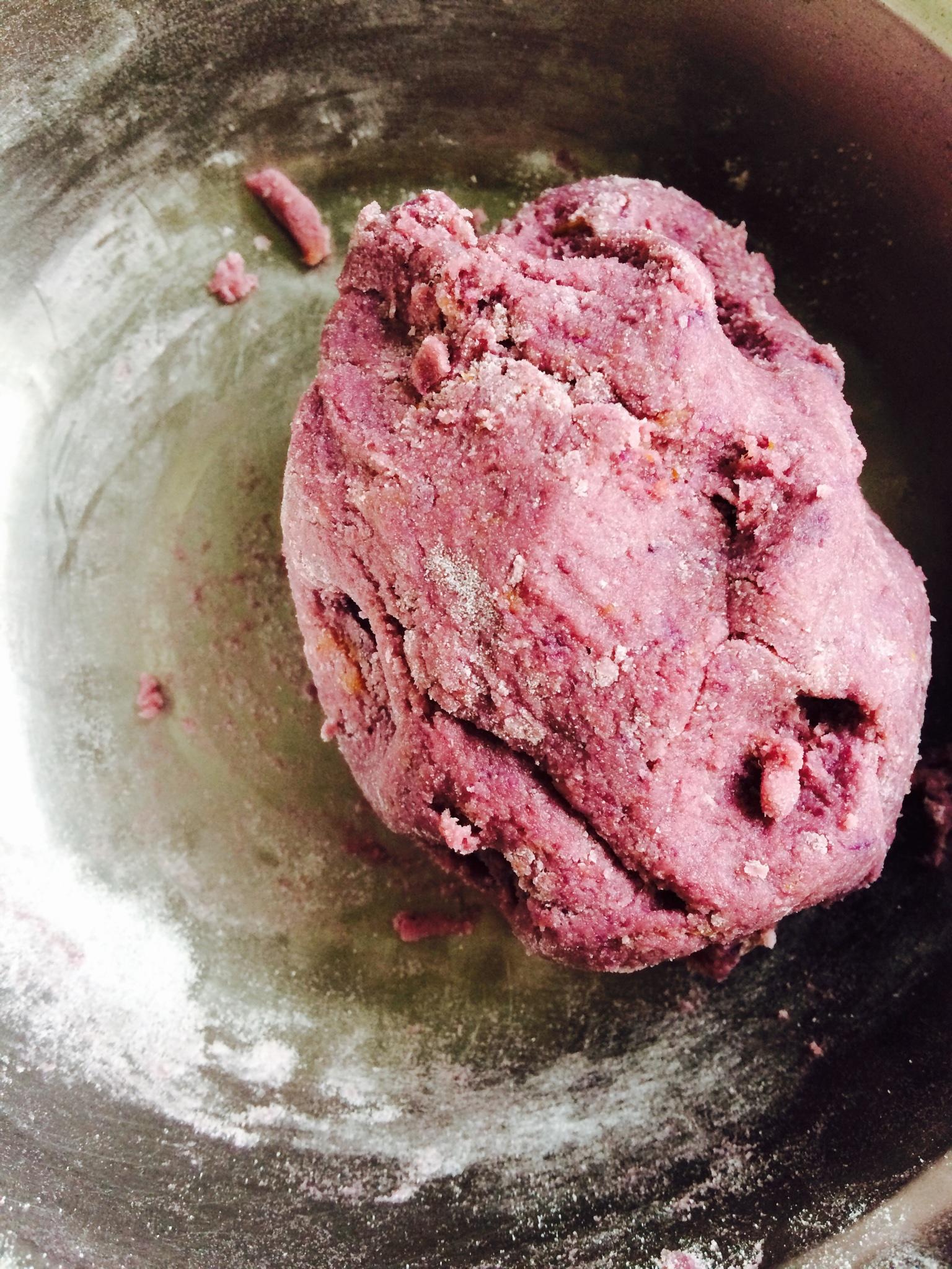 懶人早餐——紫薯餅的做法 步骤2