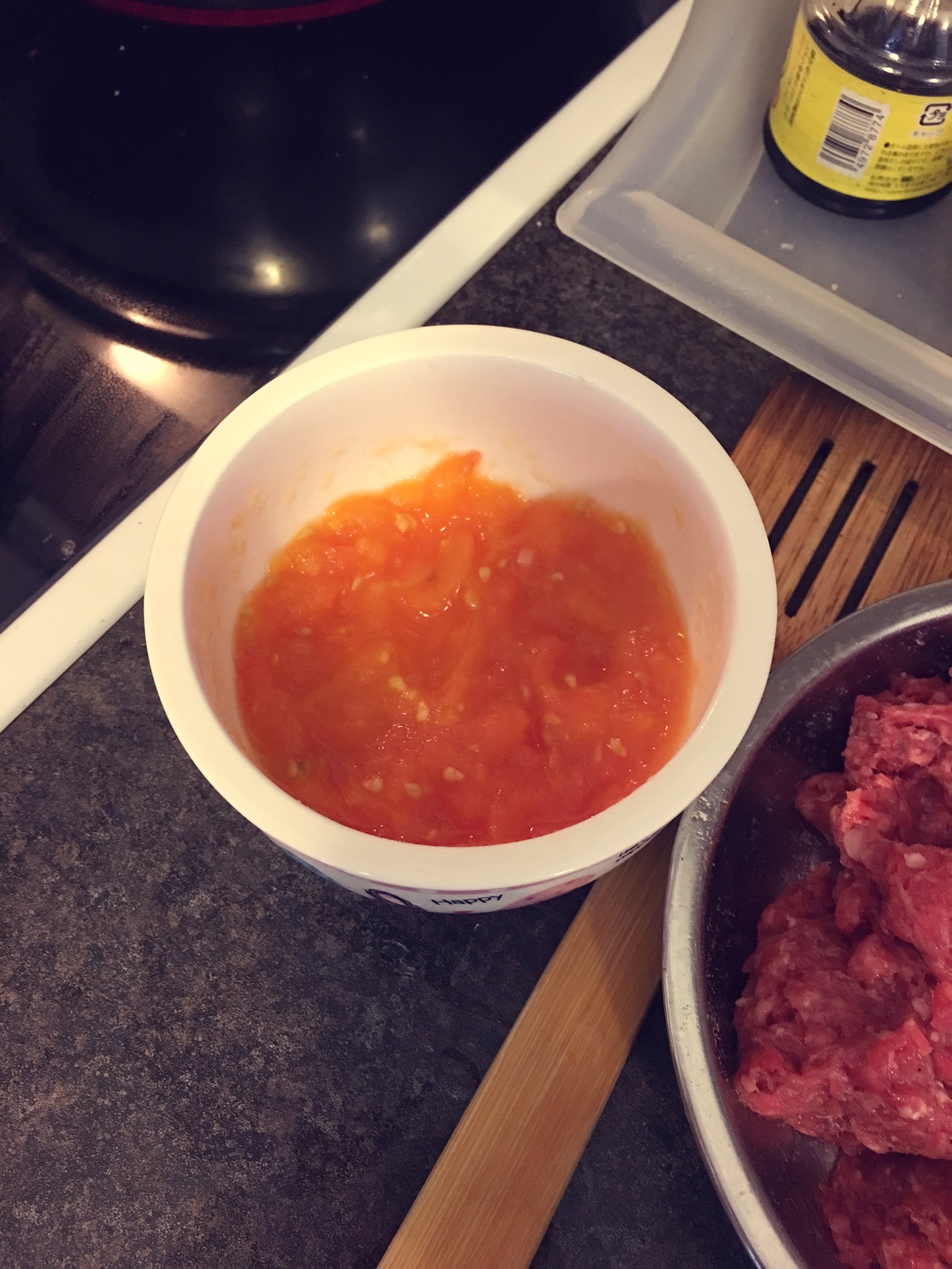 寶寶輔食 大蝦番茄面的做法 步骤1