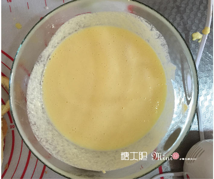 香橙慕斯（蛋奶醬版）——有鮮橙味、冰淇淋味的慕斯的做法 步骤13