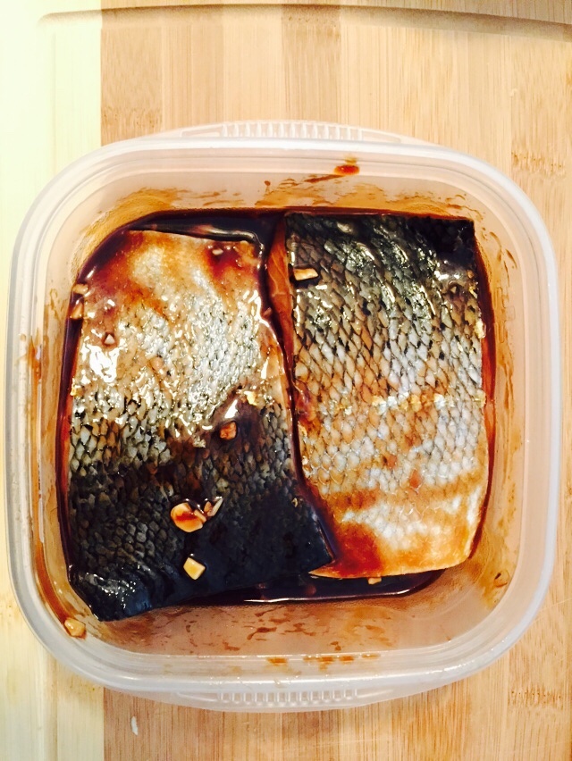 海鮮醬烤三文魚的做法 步骤2