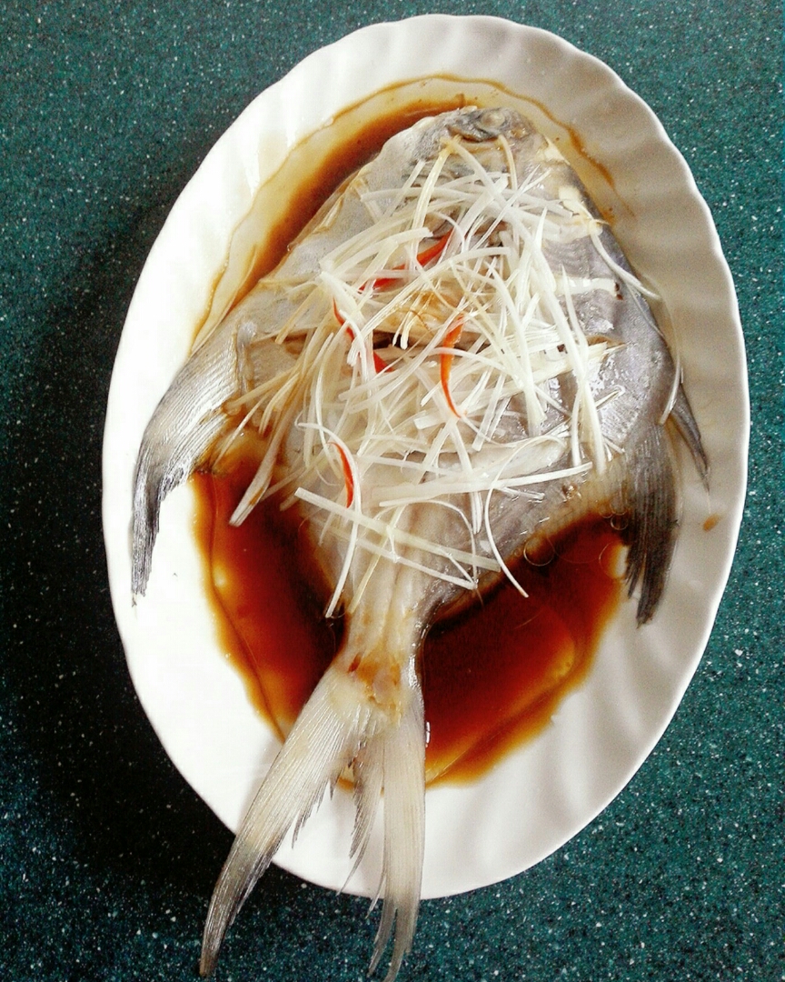 清蒸鯧魚的做法 步骤8