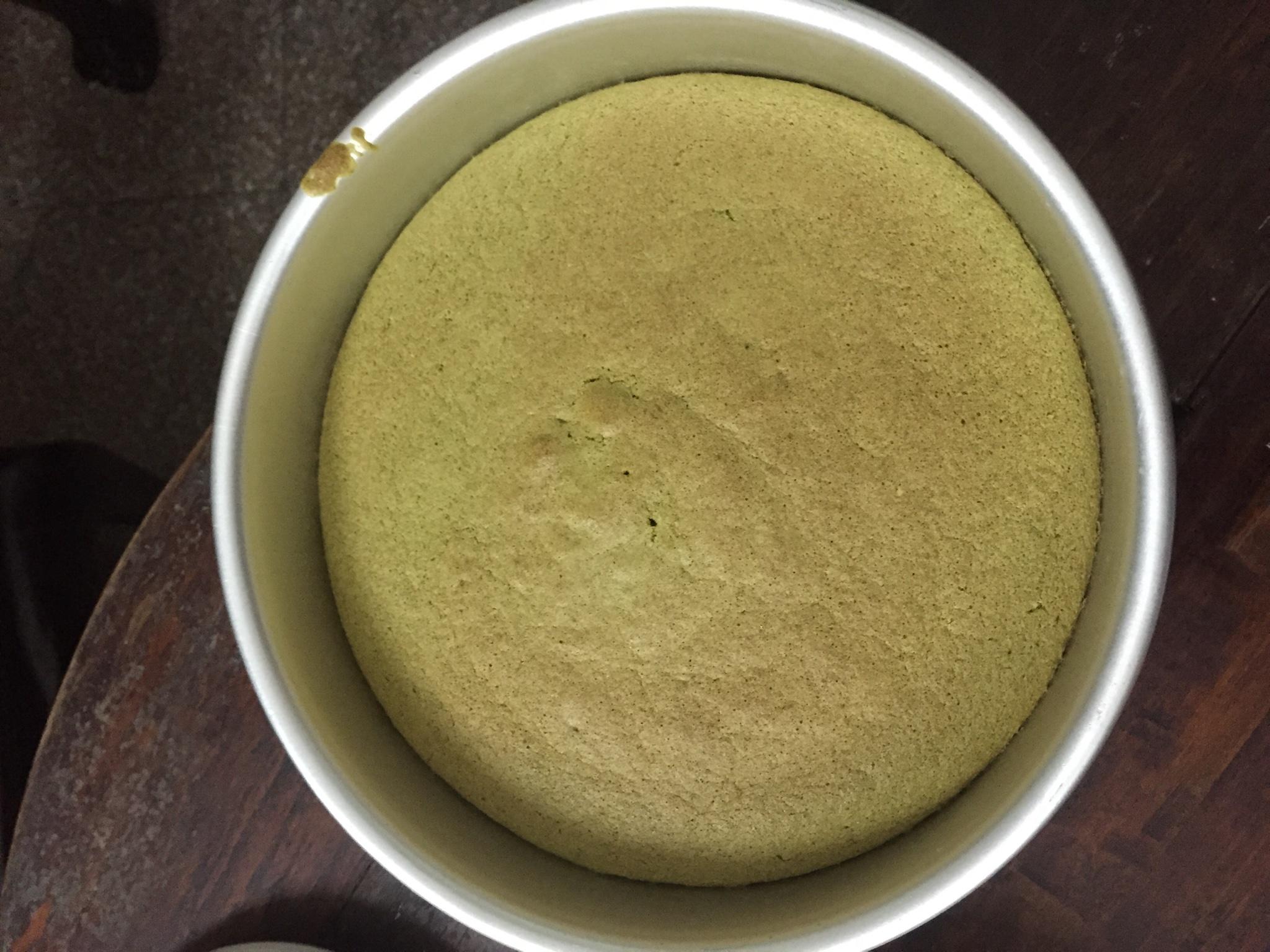 菠菜戚風蛋糕，春天的綠色的做法 步骤10