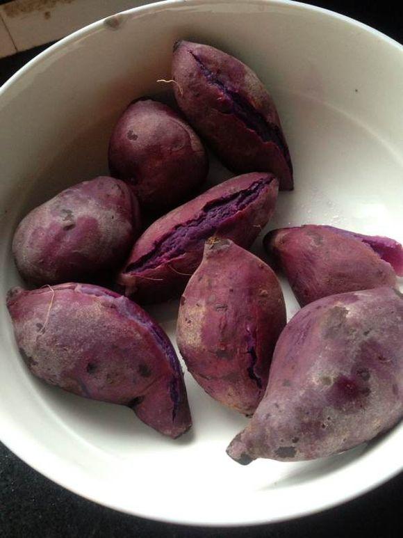 紫薯豆沙糯米餈的做法 步骤1