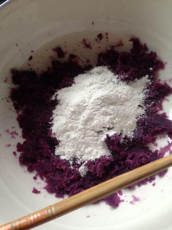 紫薯豆沙糯米餈的做法 步骤4