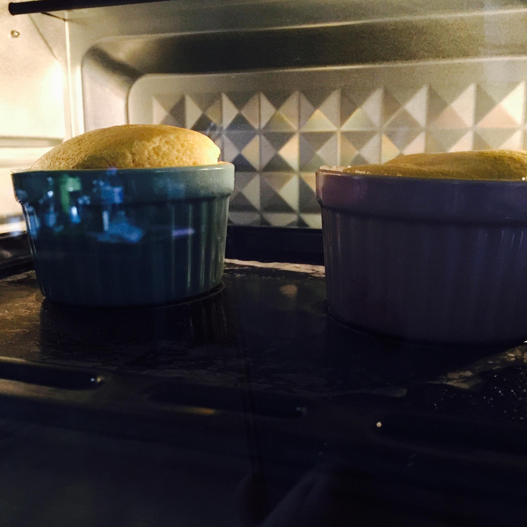 芒果酸奶布丁蛋糕的做法 步骤6