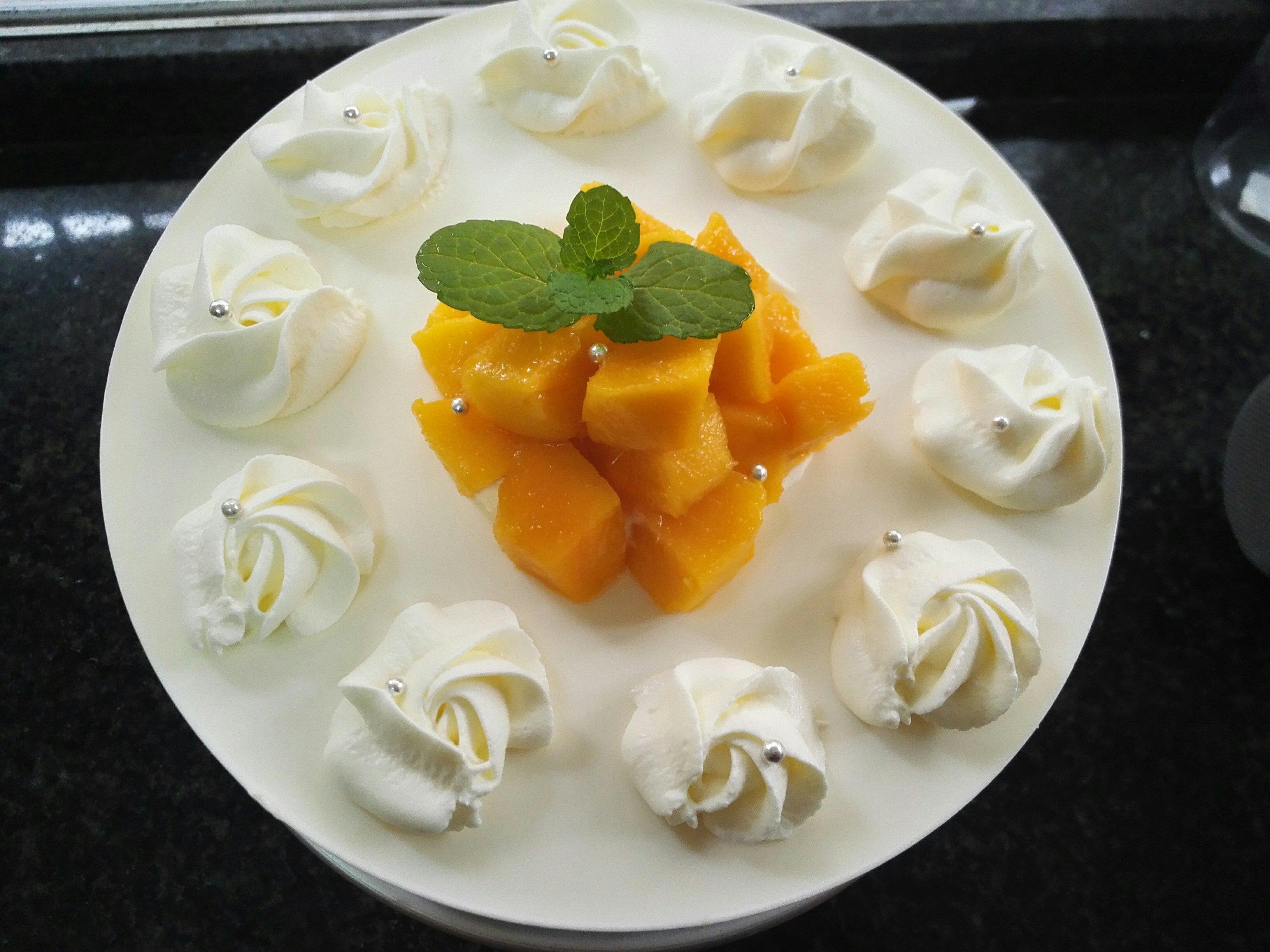 八寸清新芒果酸奶慕斯蛋糕的做法 步骤3