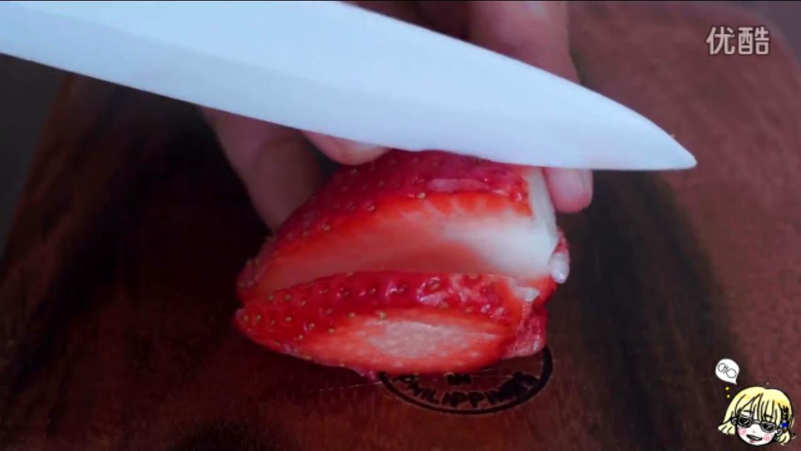 【沒有烤箱微波爐的福音】櫻花草莓司康餅的做法 步骤2