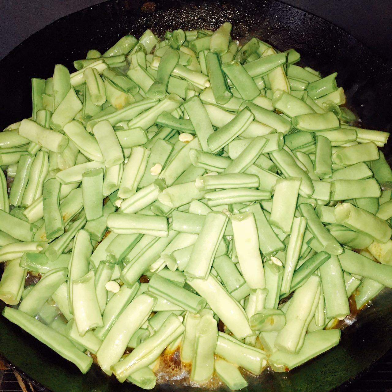 【美食燴】扁豆燜面的做法 步骤3