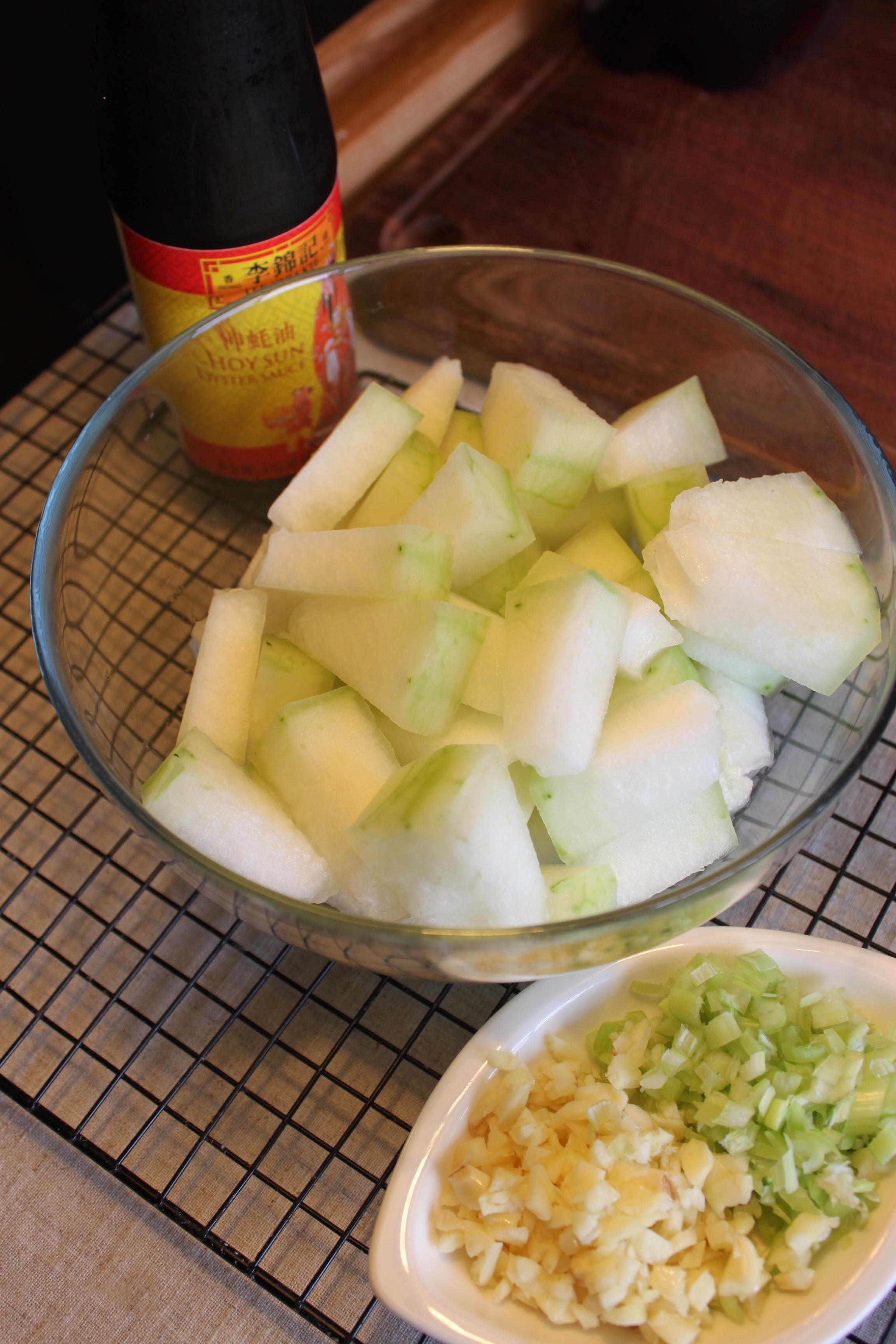 重口味下飯菜--紅燒冬瓜的做法 步骤1