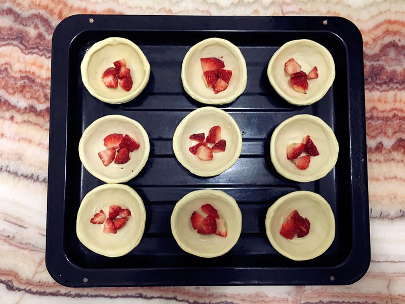 #東菱電子烤箱#之草莓蛋撻的做法 步骤2