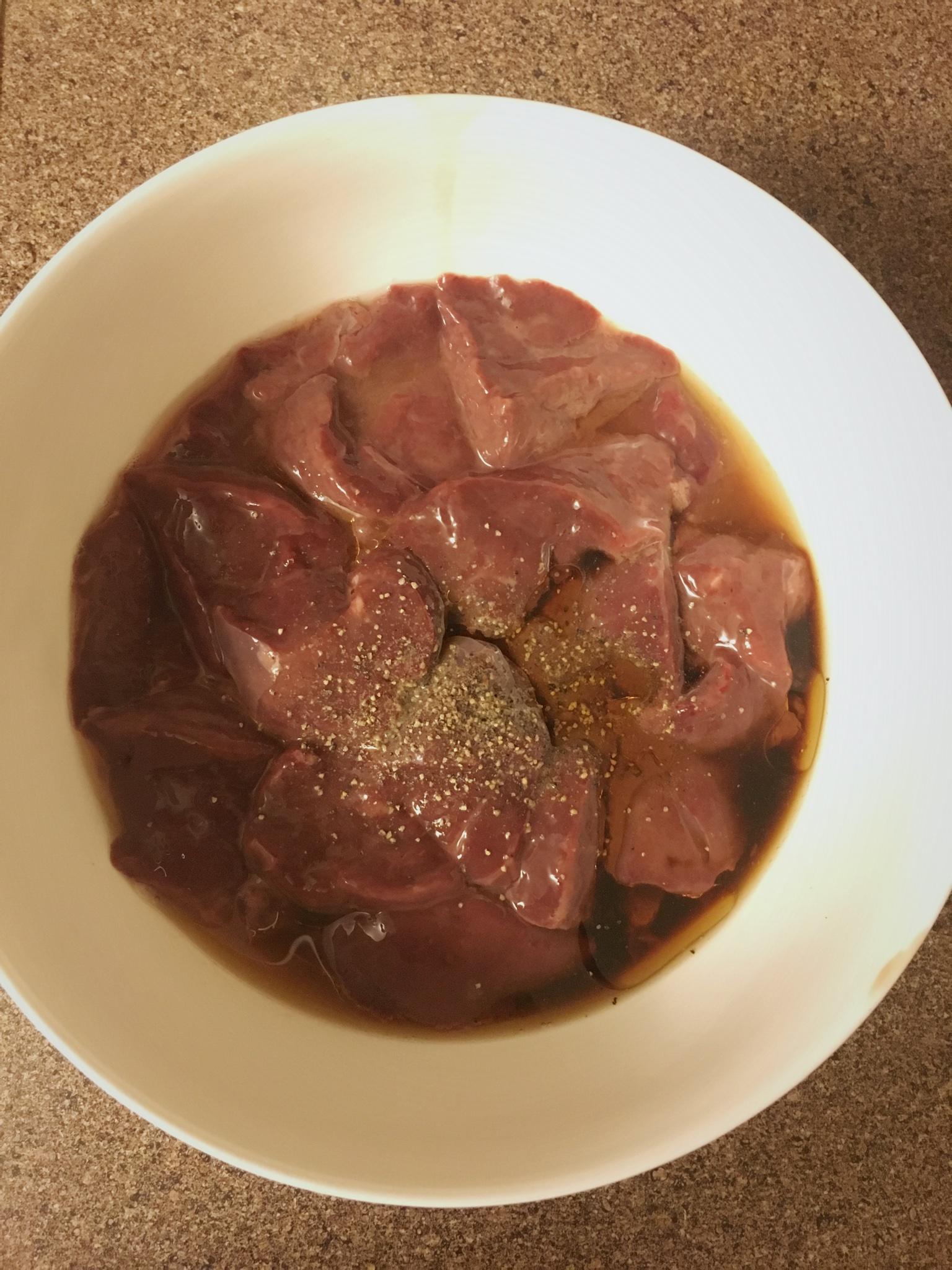 牛肝莧菜粥（海外版粵式豬肝粥）的做法 步骤1