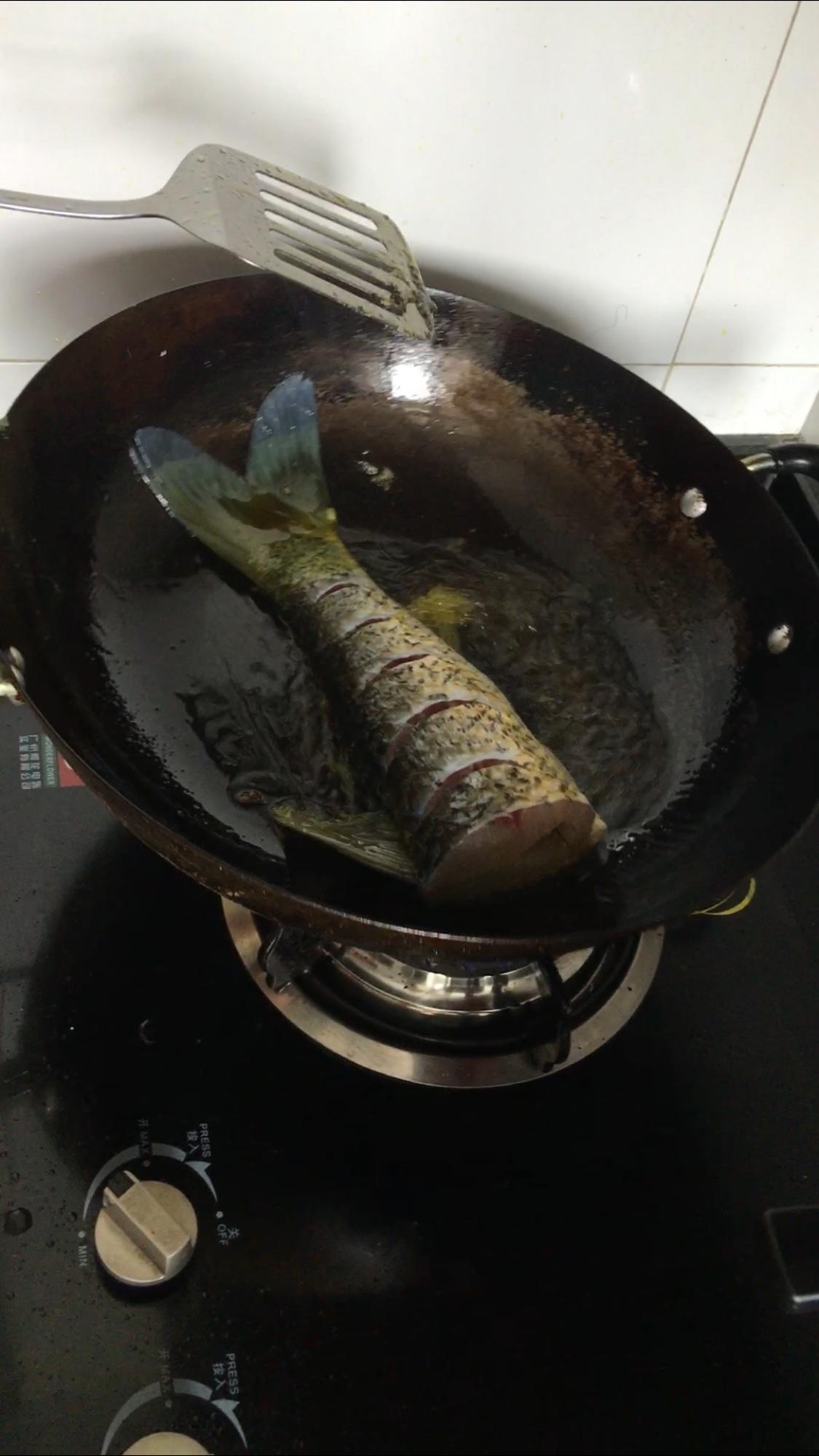 川味紅燒魚的做法 步骤6