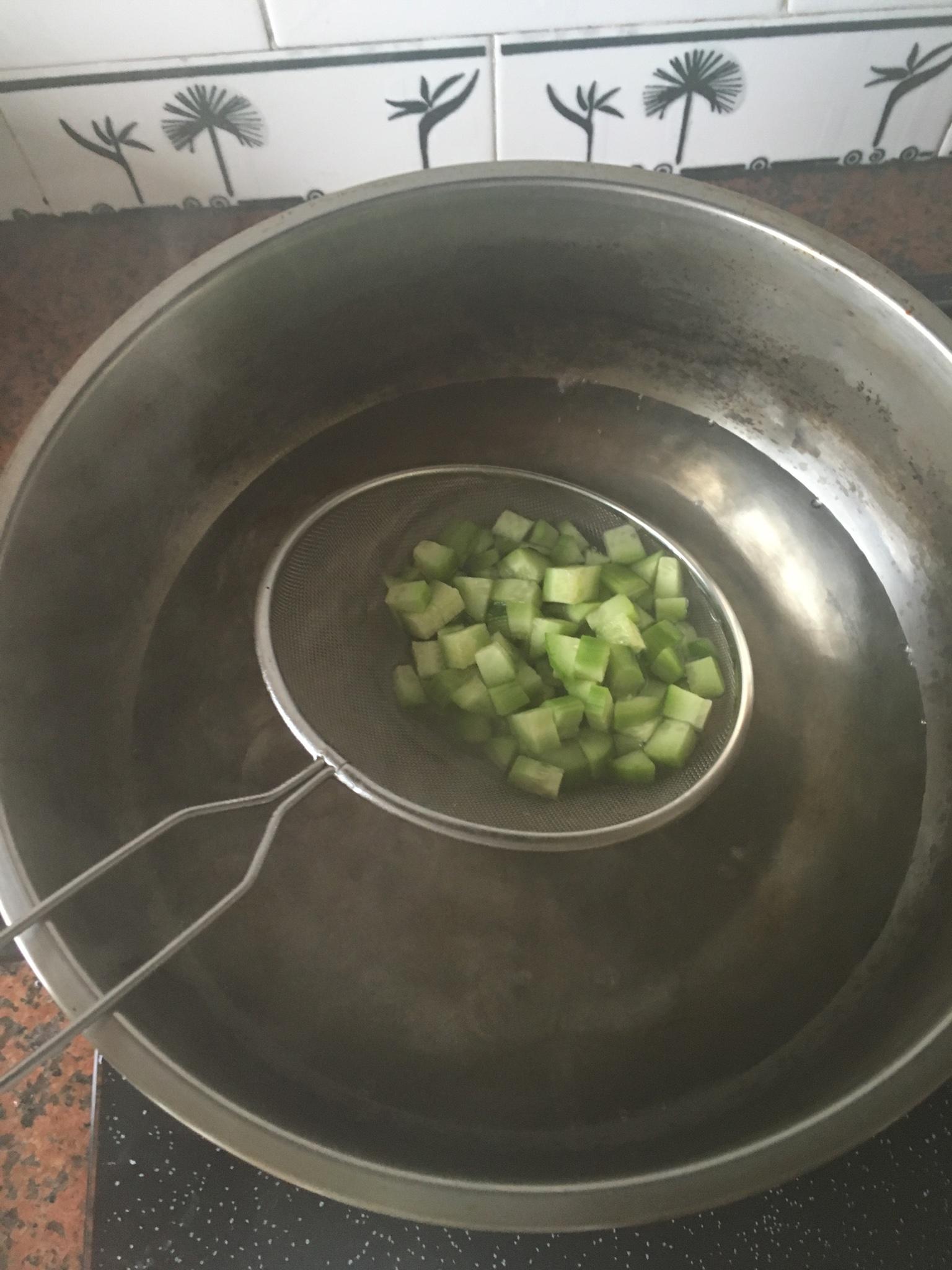 白芝麻紫菜飯糰的做法 步骤2