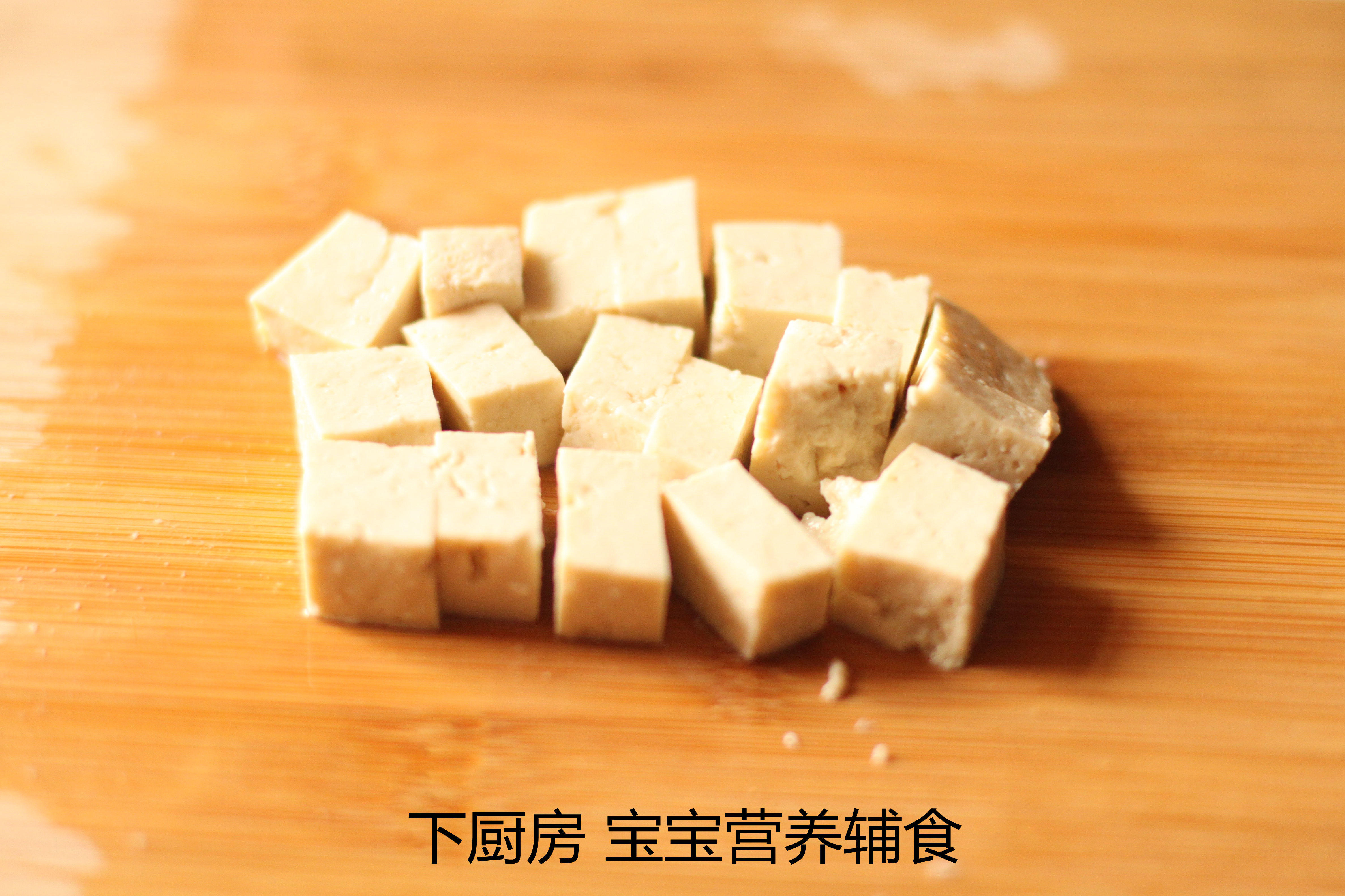 芹菜豆腐拌飯的做法 步骤3