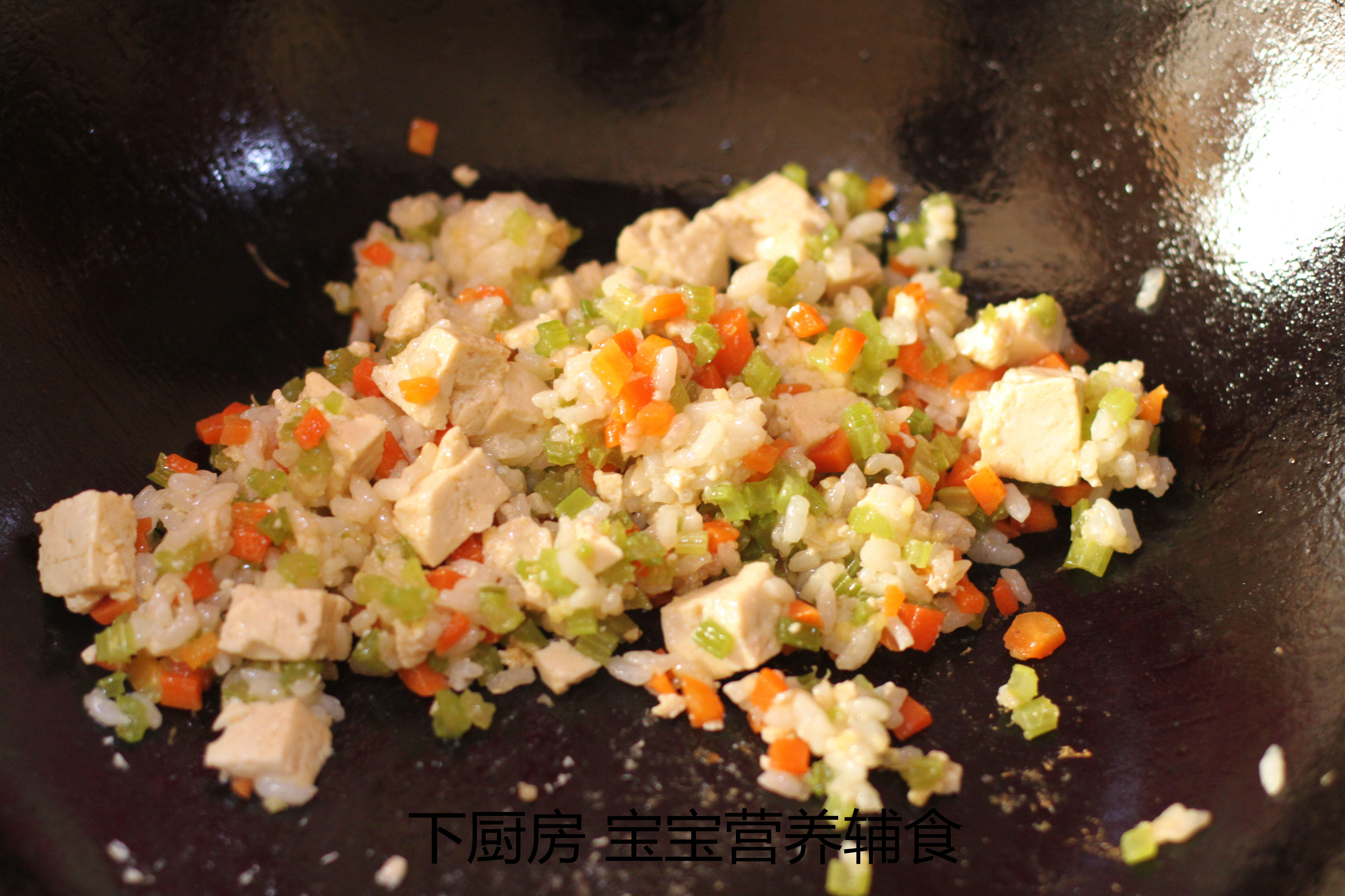 芹菜豆腐拌飯的做法 步骤7