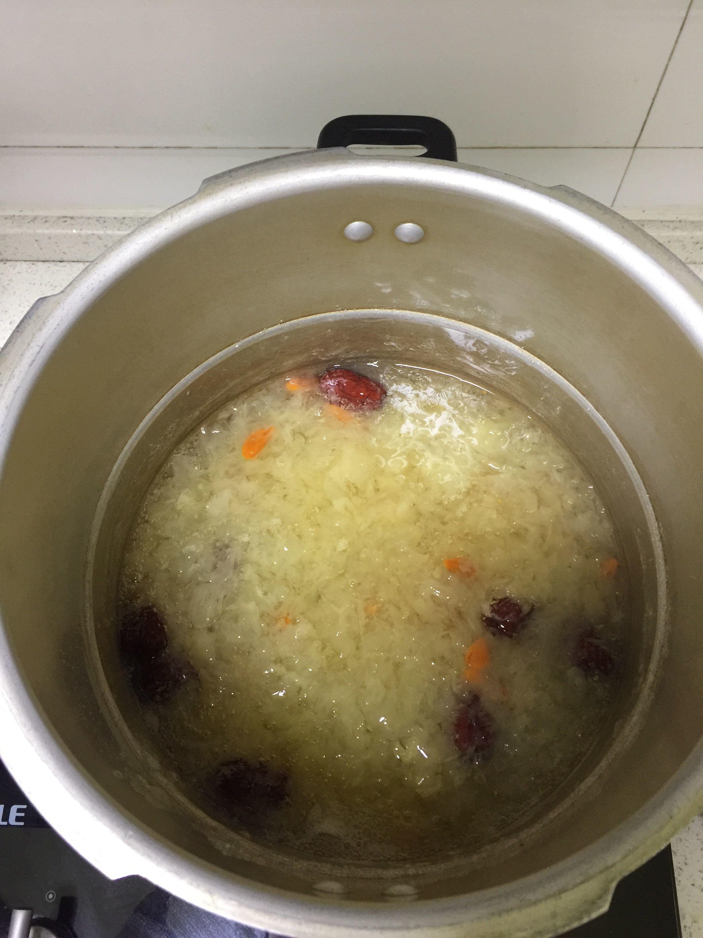 銀耳湯--快速高壓鍋版的做法 步骤5